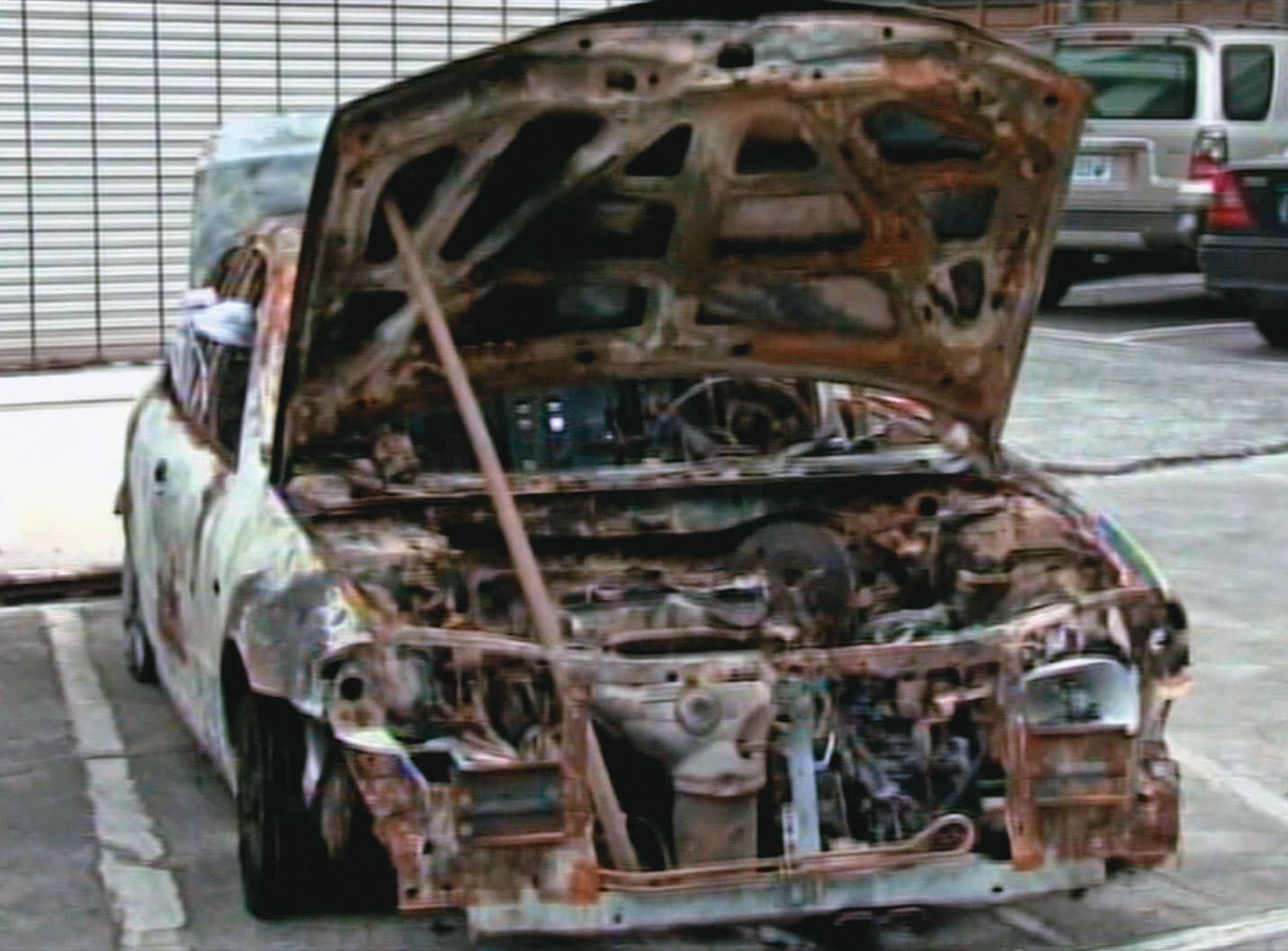 孫國晃開著租來的車(圖),載博士生到山區,然後引火燒車、焚屍。
(東森新聞提供)