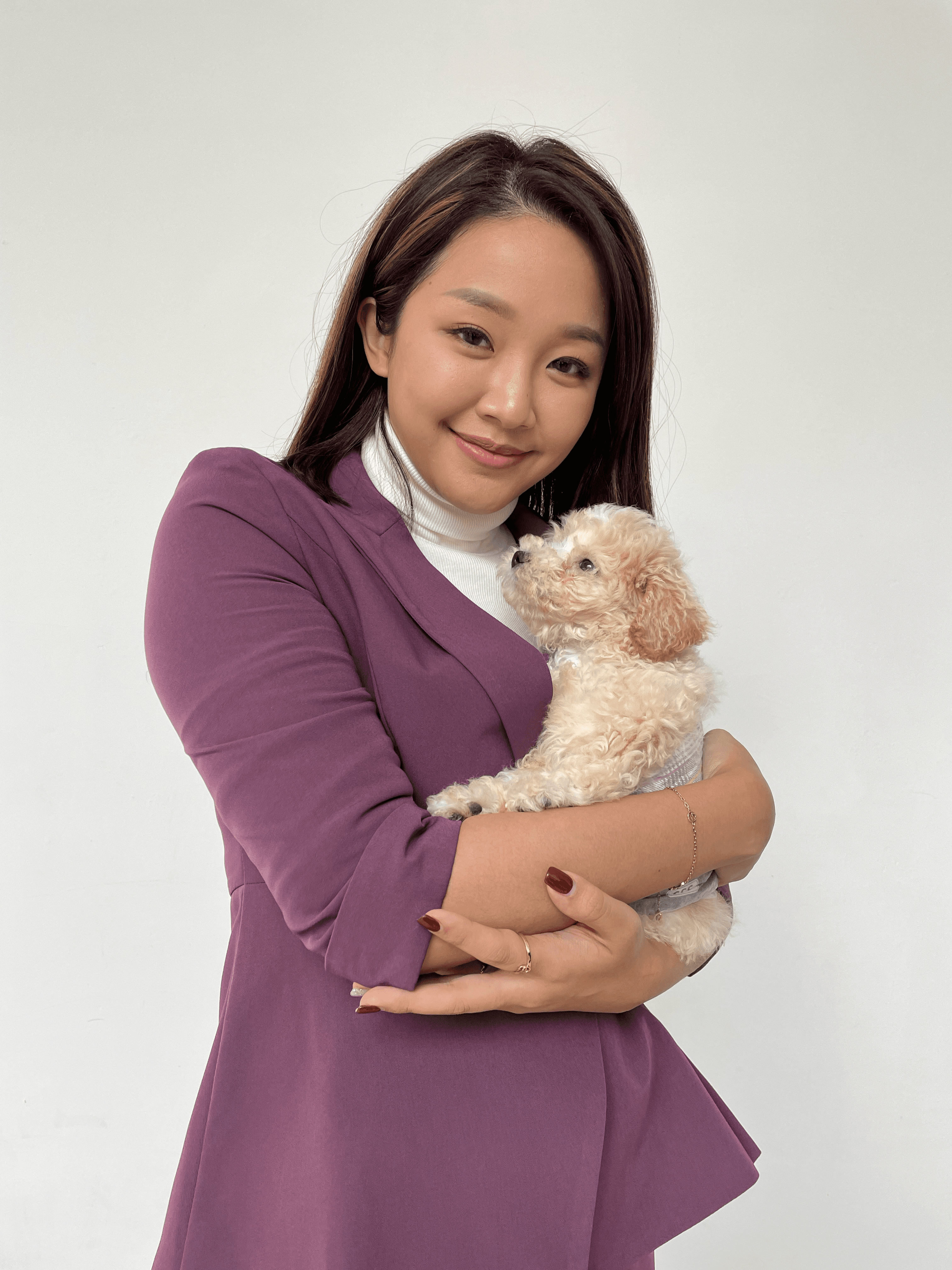 賴慧如領養3個月幼犬,開心生活有個依靠。(民視提供)