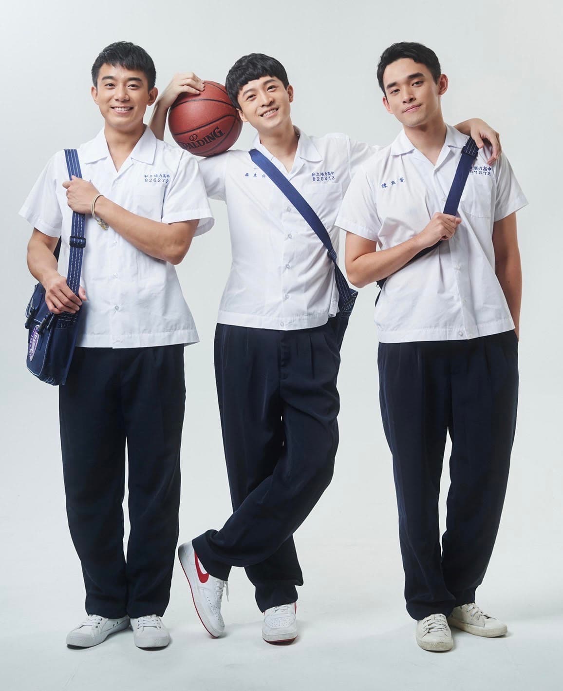 初孟軒（左起）、呂晉宇、商鼎三位小鮮肉主演的《青春換日線》，題材涉及校園簽賭和霸凌話題。（峰起云湧影業提供）