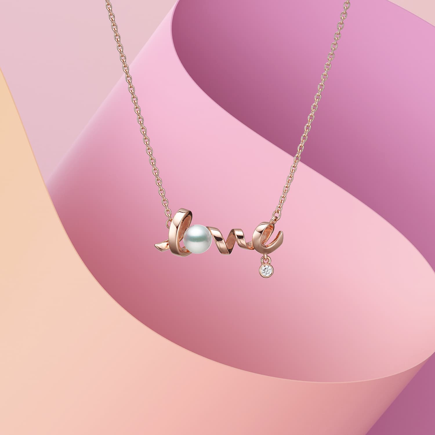 MIKIMOTO Love Collection 18K粉紅金墜鍊。NT$37,500(MIKIMOTO提供)