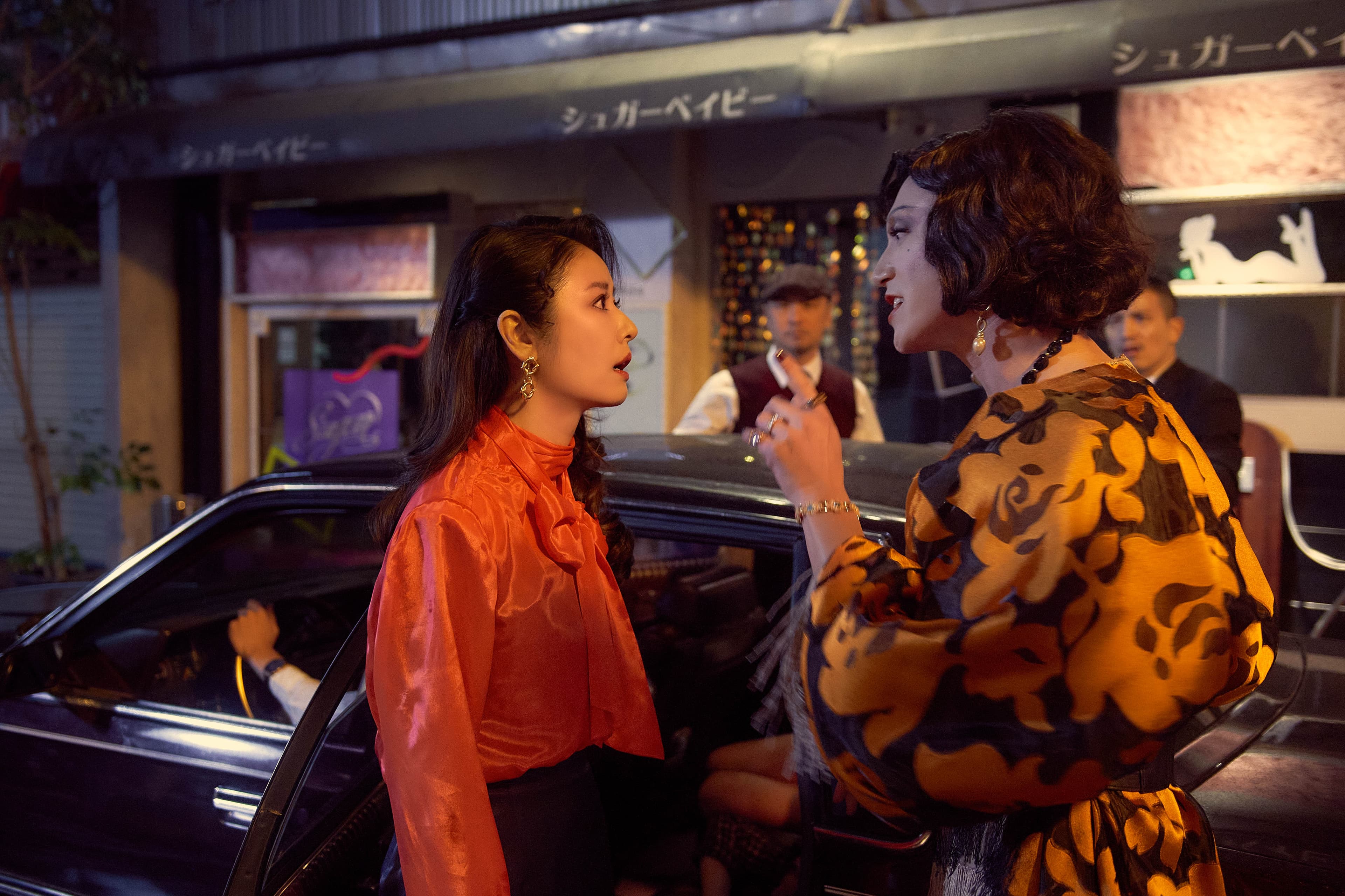 《華燈初上》林心如(左)、吳慷仁預告中嗆聲對罵,衝突一觸即發。(Netflix、百聿數碼提供)