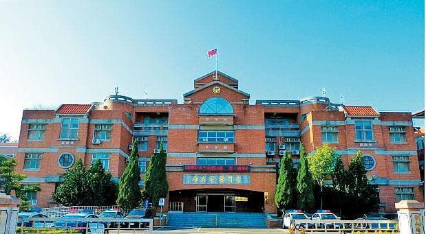 金門縣警局表示尊重監察院調查結果，依法將蔡其豪移送懲戒法院。（翻攝自金門縣警局官網）