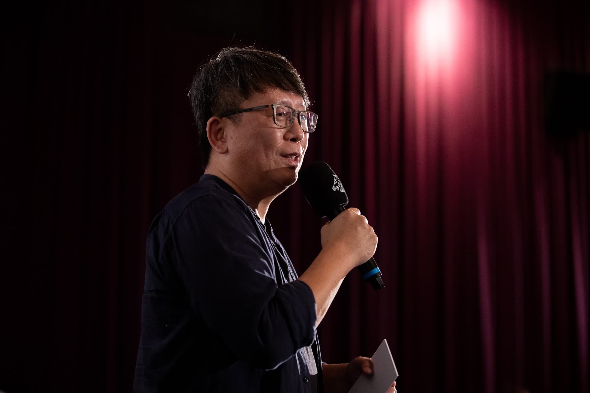 《愛別離苦》是楊力州第10部紀錄長片,於2020年金馬影展舉行世界首映,他也出席映後座談分享拍片甘苦。 (翻攝自金馬影展粉絲專頁)