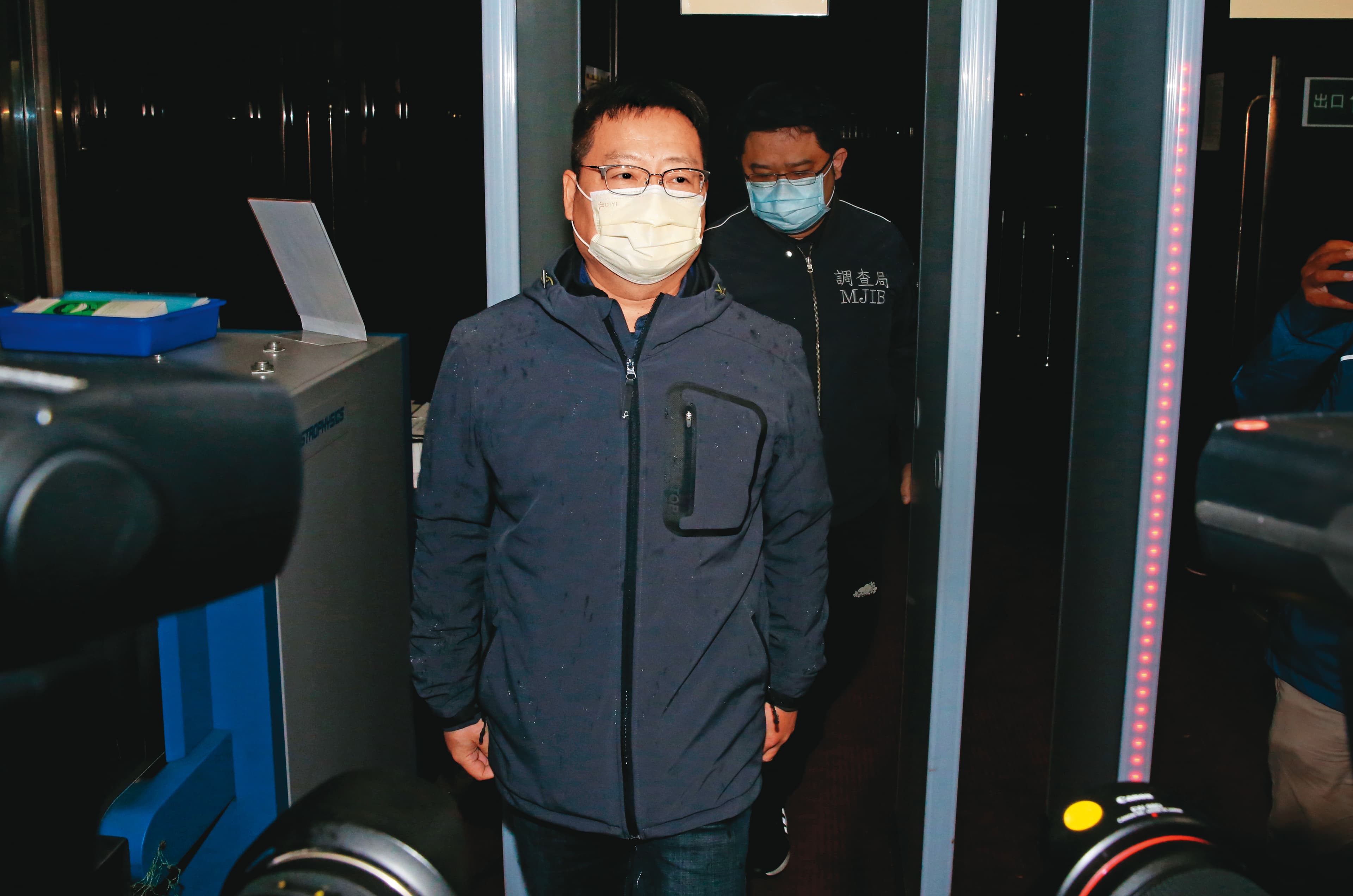 郭人杰涉及背信遭檢方以40萬元交保,他出身攝影記者,一路爬上中視副總大位,崛起過程堪稱媒體傳奇。