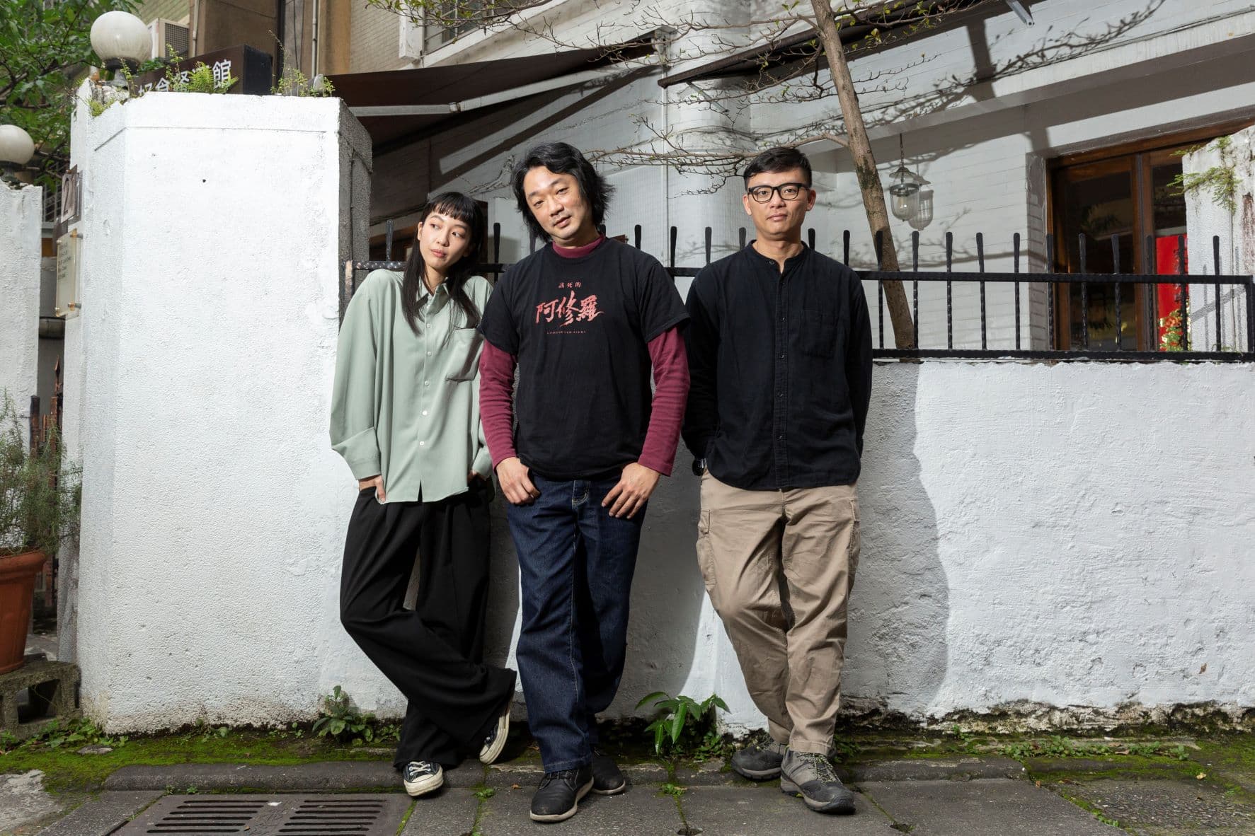 樓一安(中)認為王渝萱(左)有喜感,下部喜劇作品屬意由她演出,右為《該死的阿修羅》監製徐國倫。