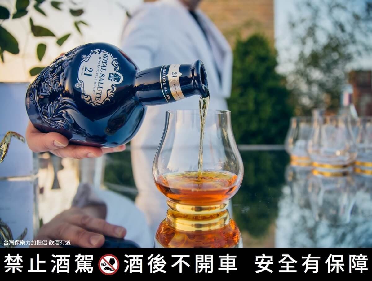 皇家禮炮《皇室之饌 新·奢饗宴品酩會》首現六感皇室盛宴，獨一無二！
