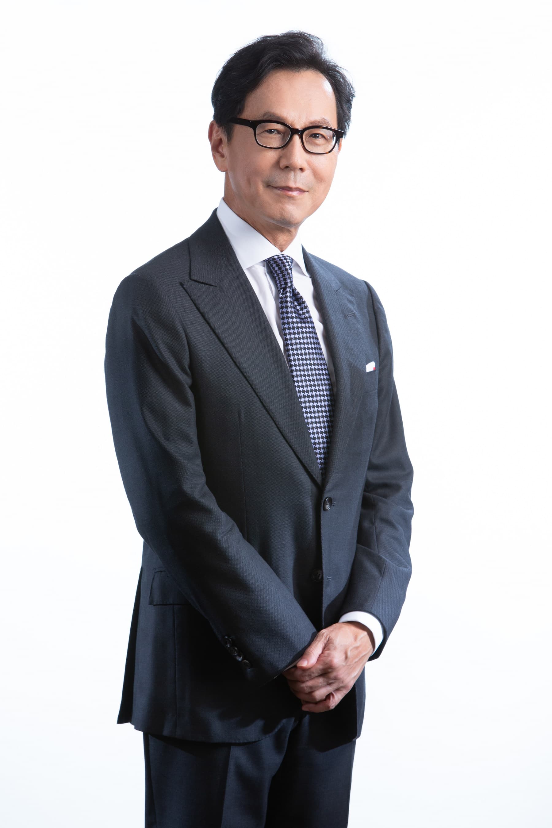 台灣大哥大蔡明忠董事長關切地球升溫,除具體承諾2040年100%使用再生能源外,積極鼓勵全公司朝淨零碳排的大目標加速前進。