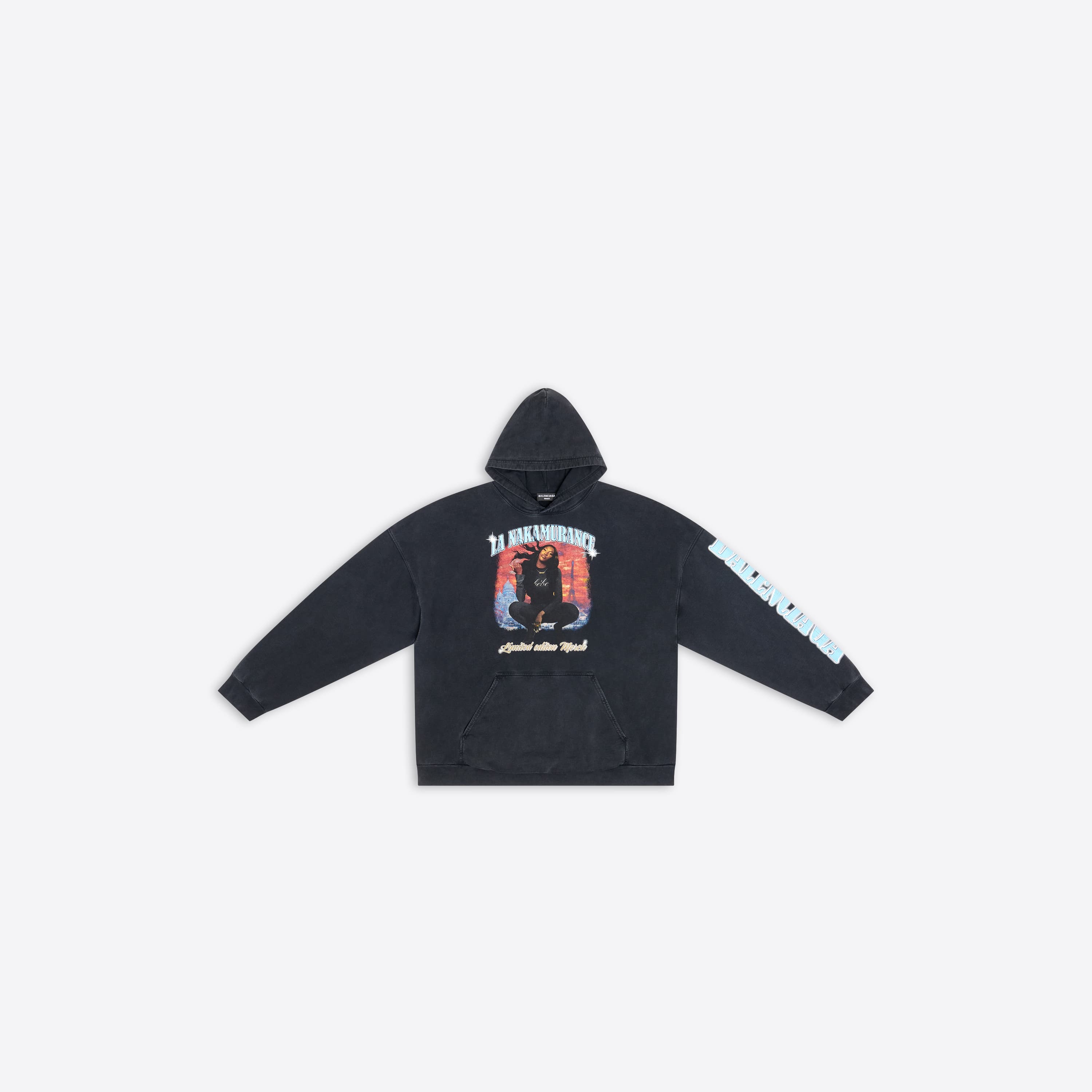 AYA NAKAMURA黑色連帽衛衣 NT$35,500 Balenciaga。(Balenciaga提供)