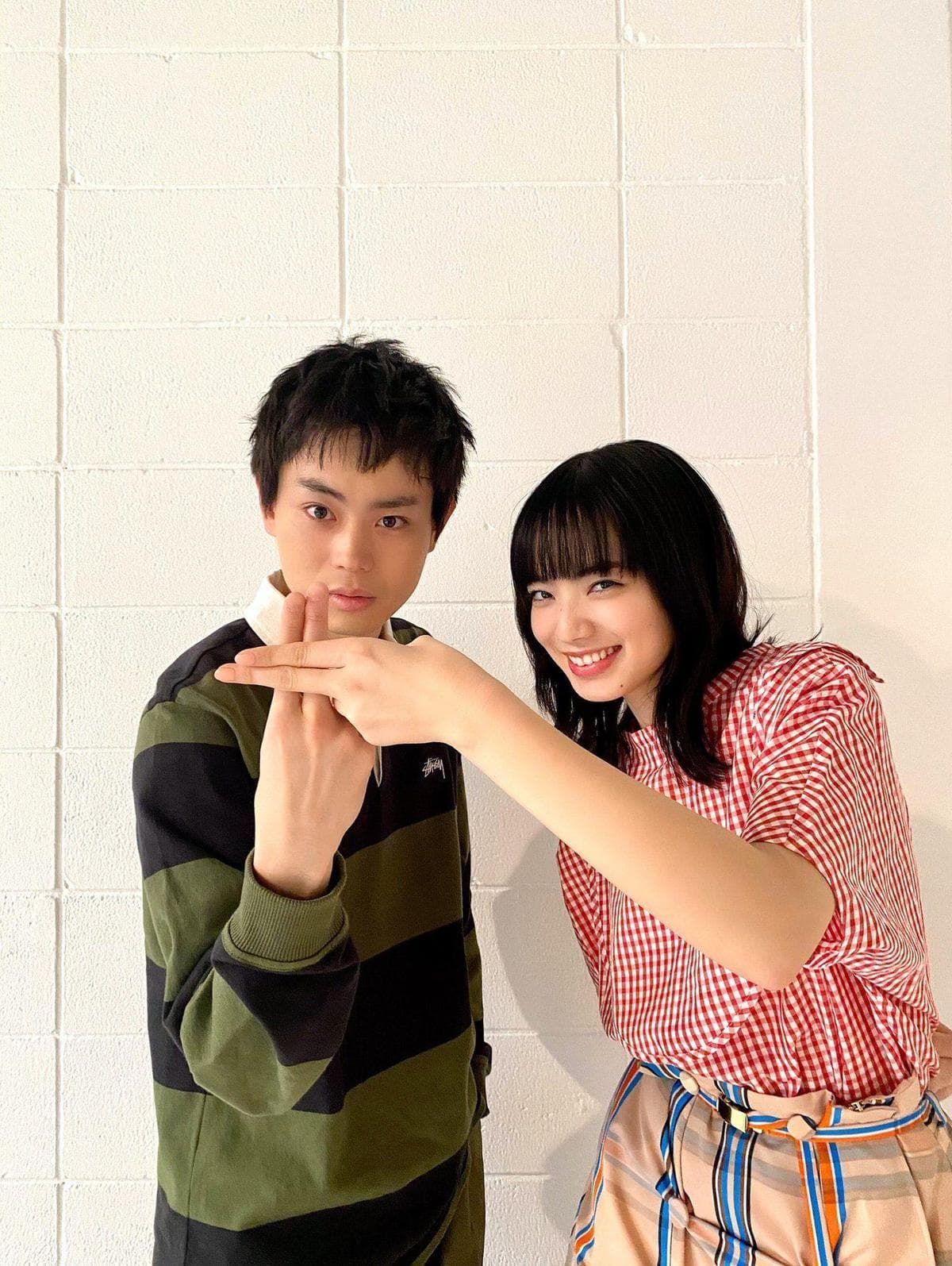 菅田將暉與小松菜奈夫婦宣布確診新冠肺炎。(網路圖片)