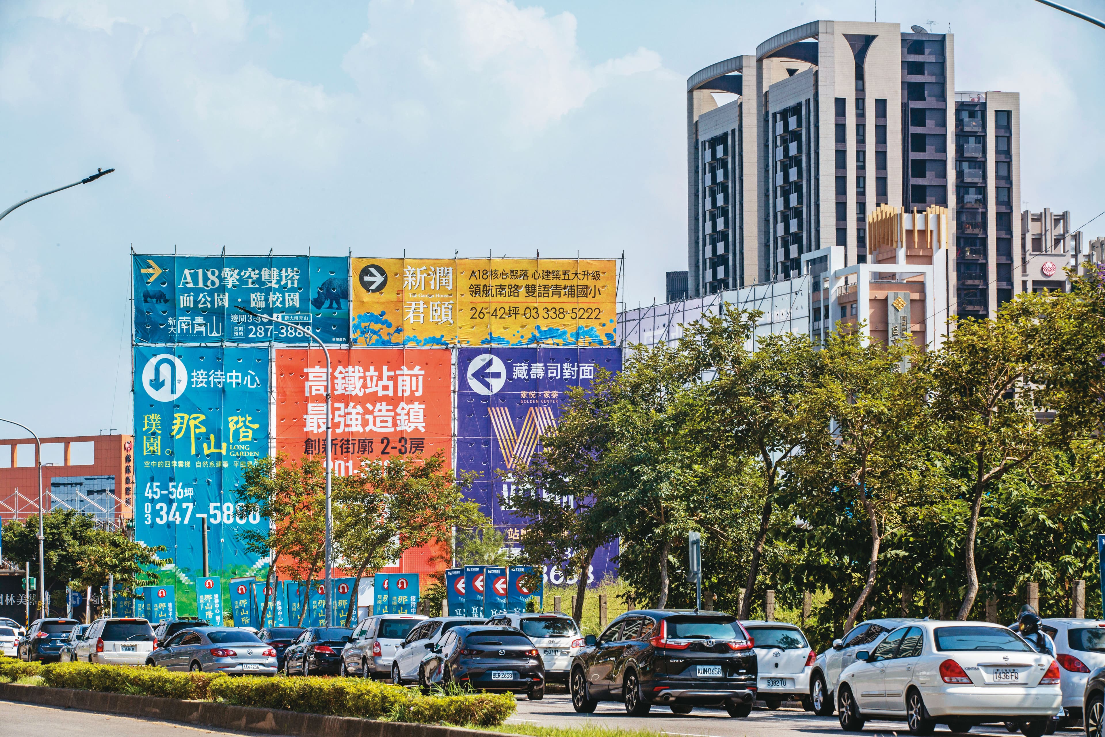 各建商面對政府打房新招,不論規模大小皆嚴陣以待。