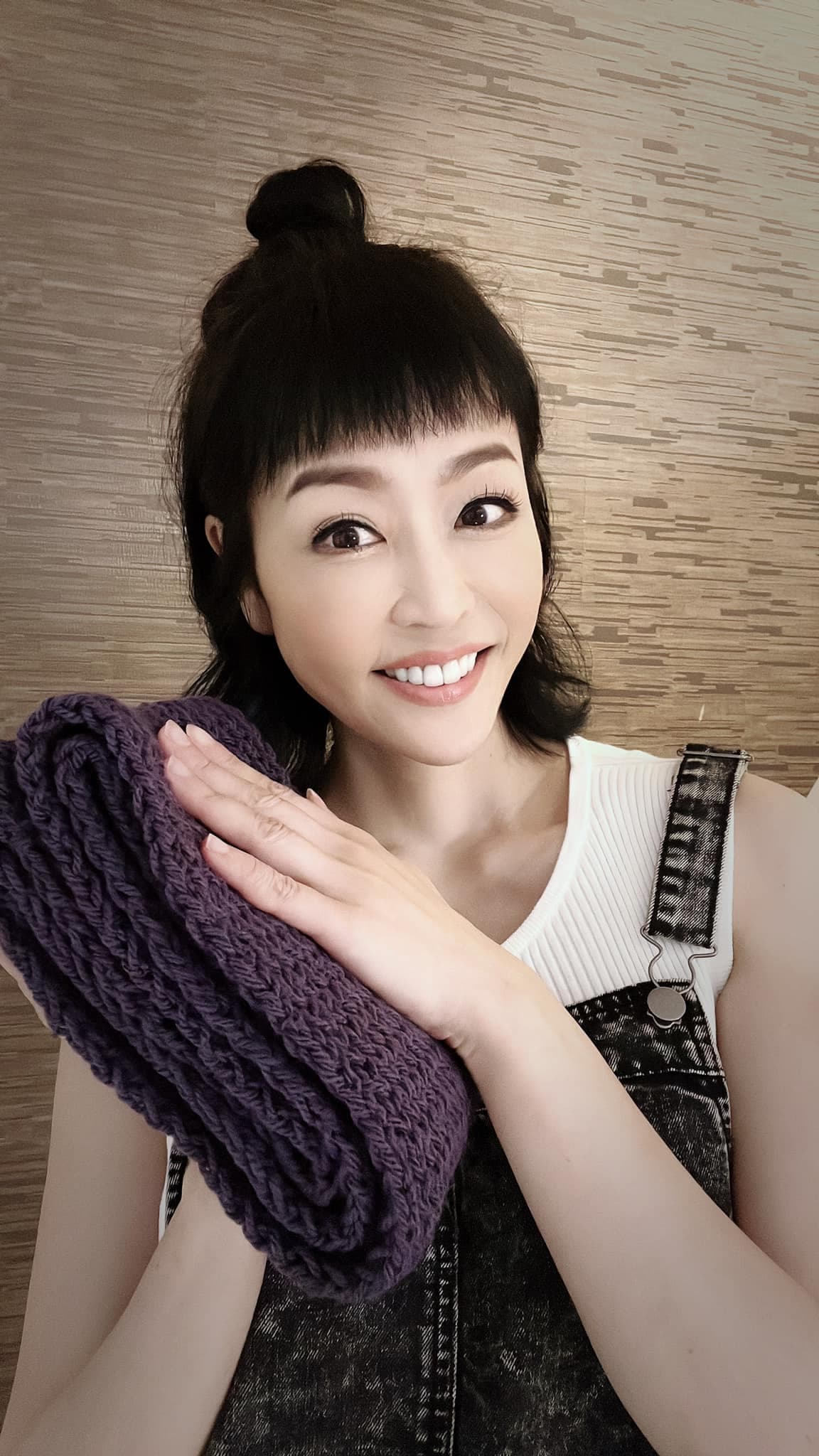 唐玲透露即將再度開刀,決定切除卵巢跟子宮。(翻攝自唐玲臉書)