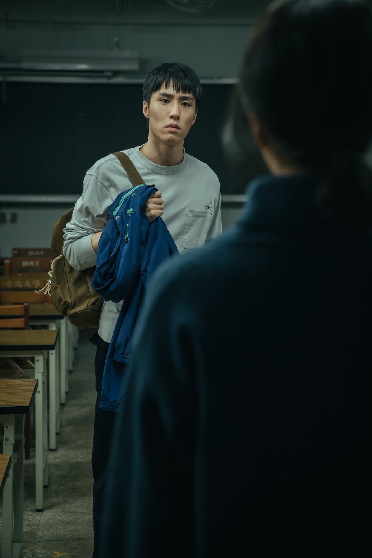 余晉面對蔡淑臻的步步進逼。(七十六号原子提供)