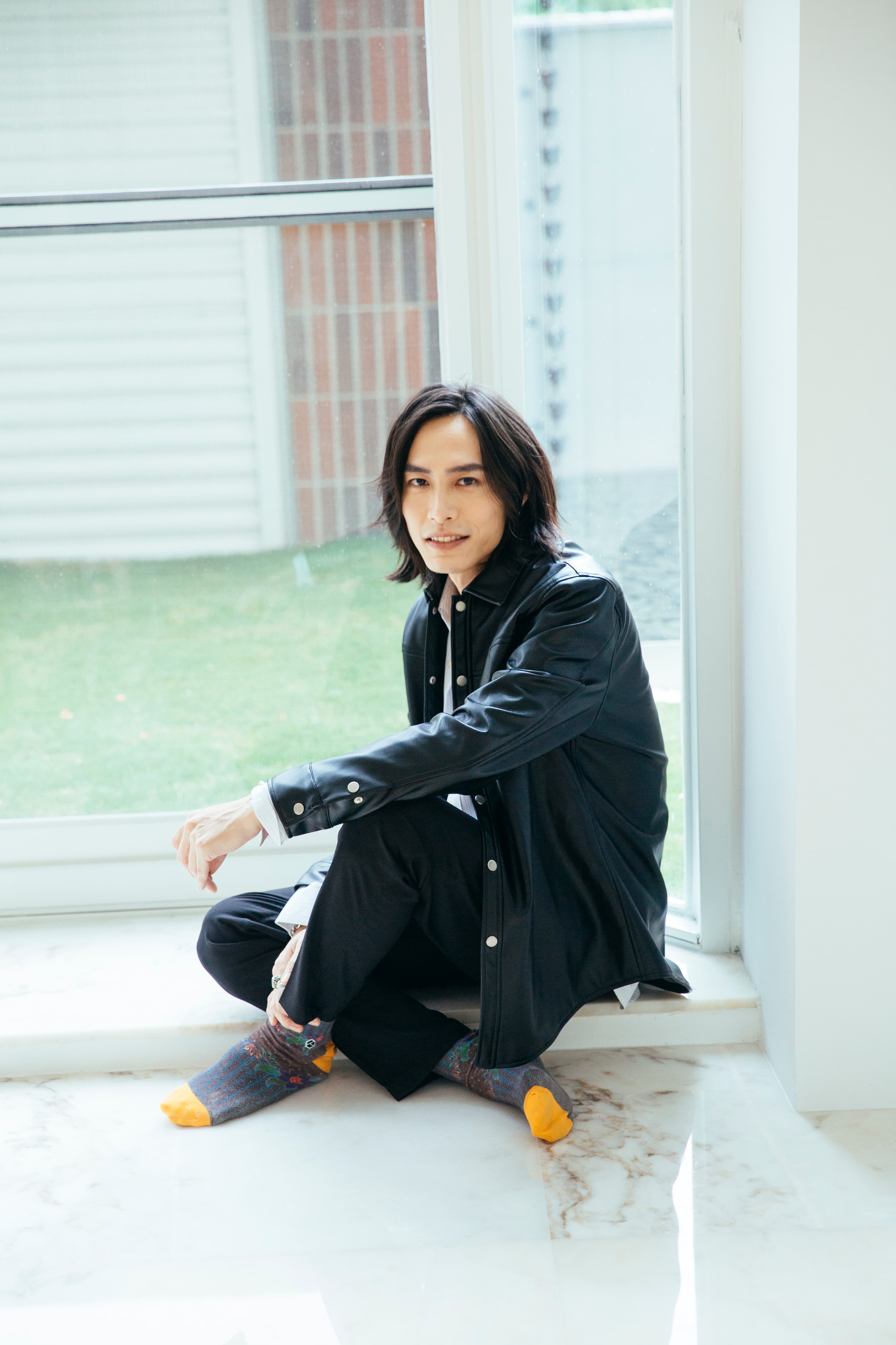 平日不愛應酬的田士廣,最後宅在家練瑜伽、作歌等。