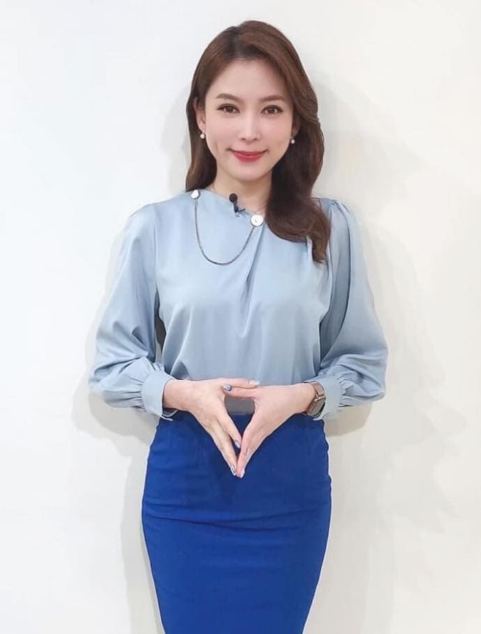 葉映彤將接手陳雅琳晚間播報時段。(翻攝我是新聞人 葉映彤臉書)