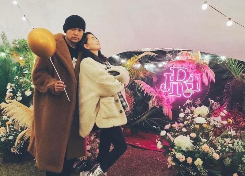 周杰倫與昆凌的第三胎是女兒,劉畊宏本透露周董女兒生了,卻又改口說誤會。(翻攝自昆凌IG)