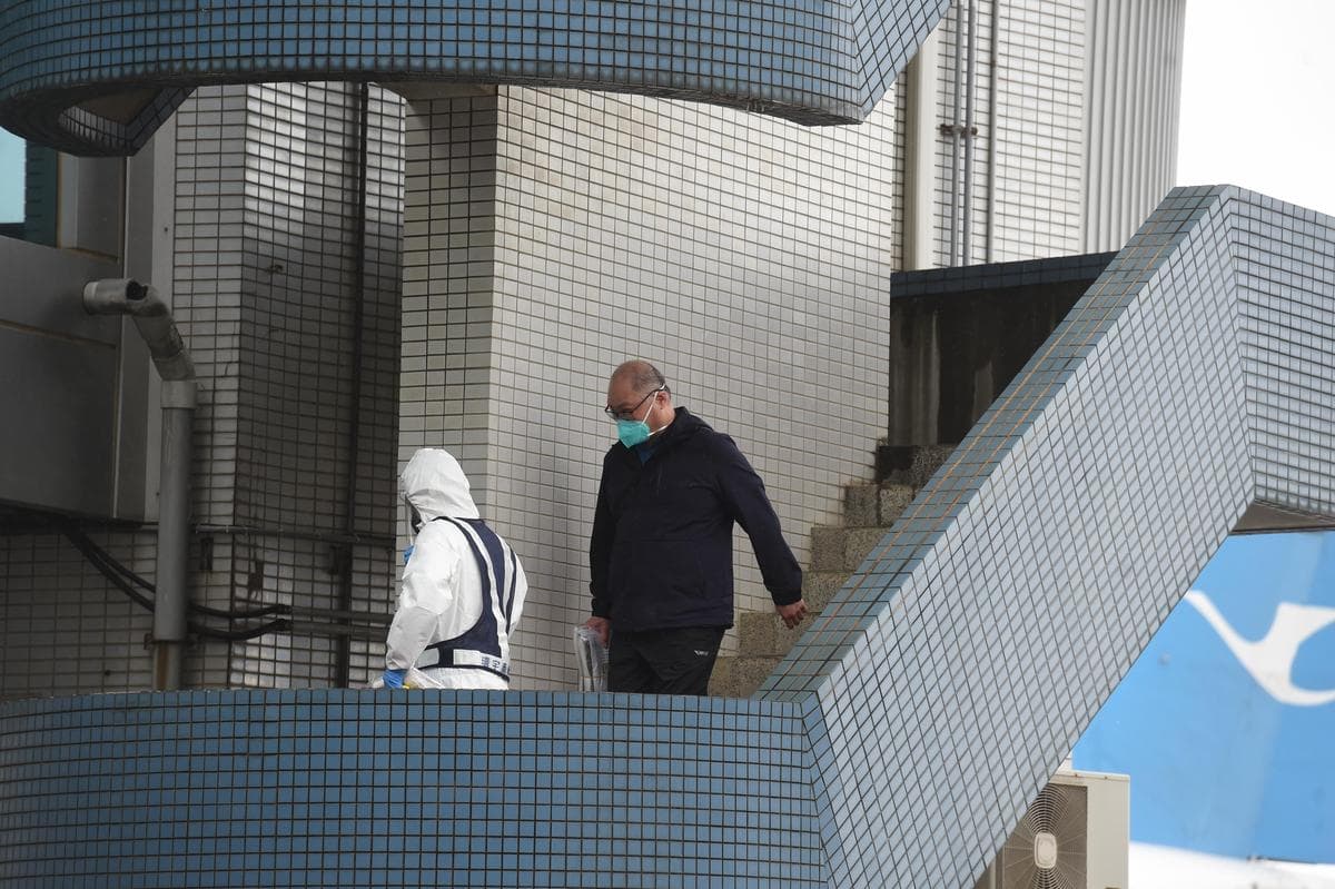李明哲4月15日刑滿獲釋後，隨即返回台灣，預計結束檢疫後召開記者會。（桃園機場記者聯誼會提供）