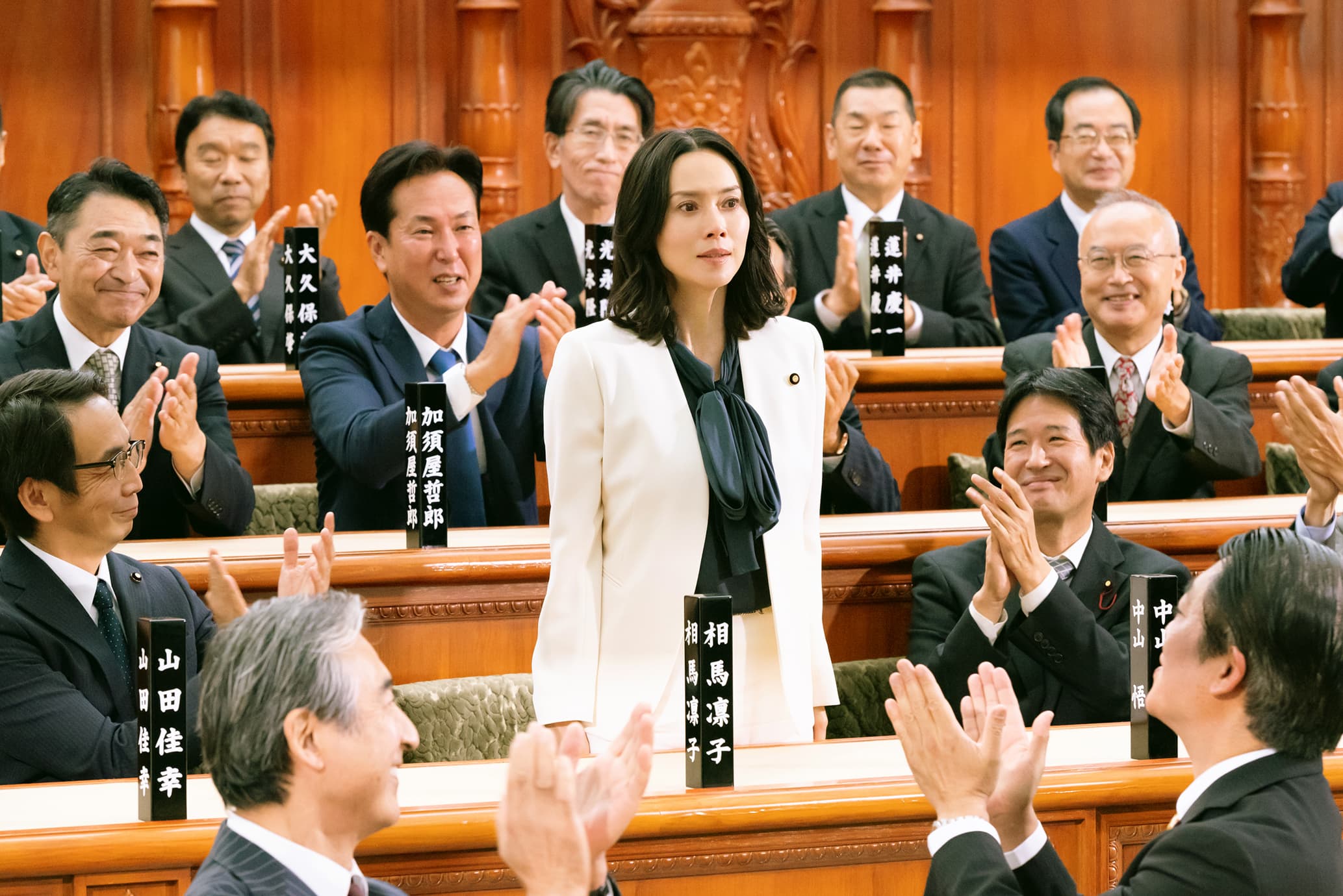 日本還未出現女首相,不過中谷美紀很期盼這樣的時候到來。 (Catchplay提供)