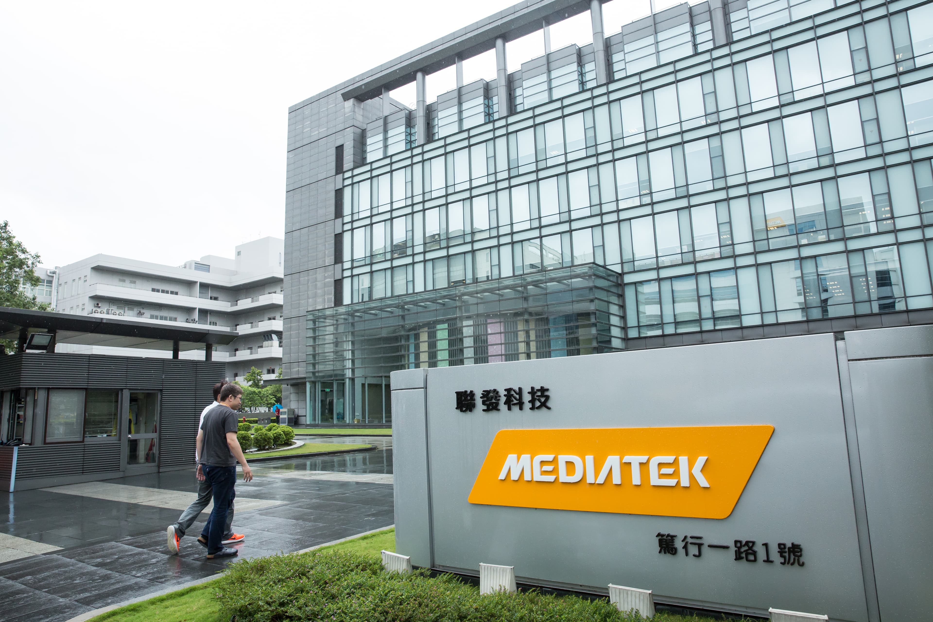 蔡力行與蔡明介分別在過去1年買進146與126張聯發科股票,以行動證明兩人對公司的未來仍深具信心。(本刊資料照)