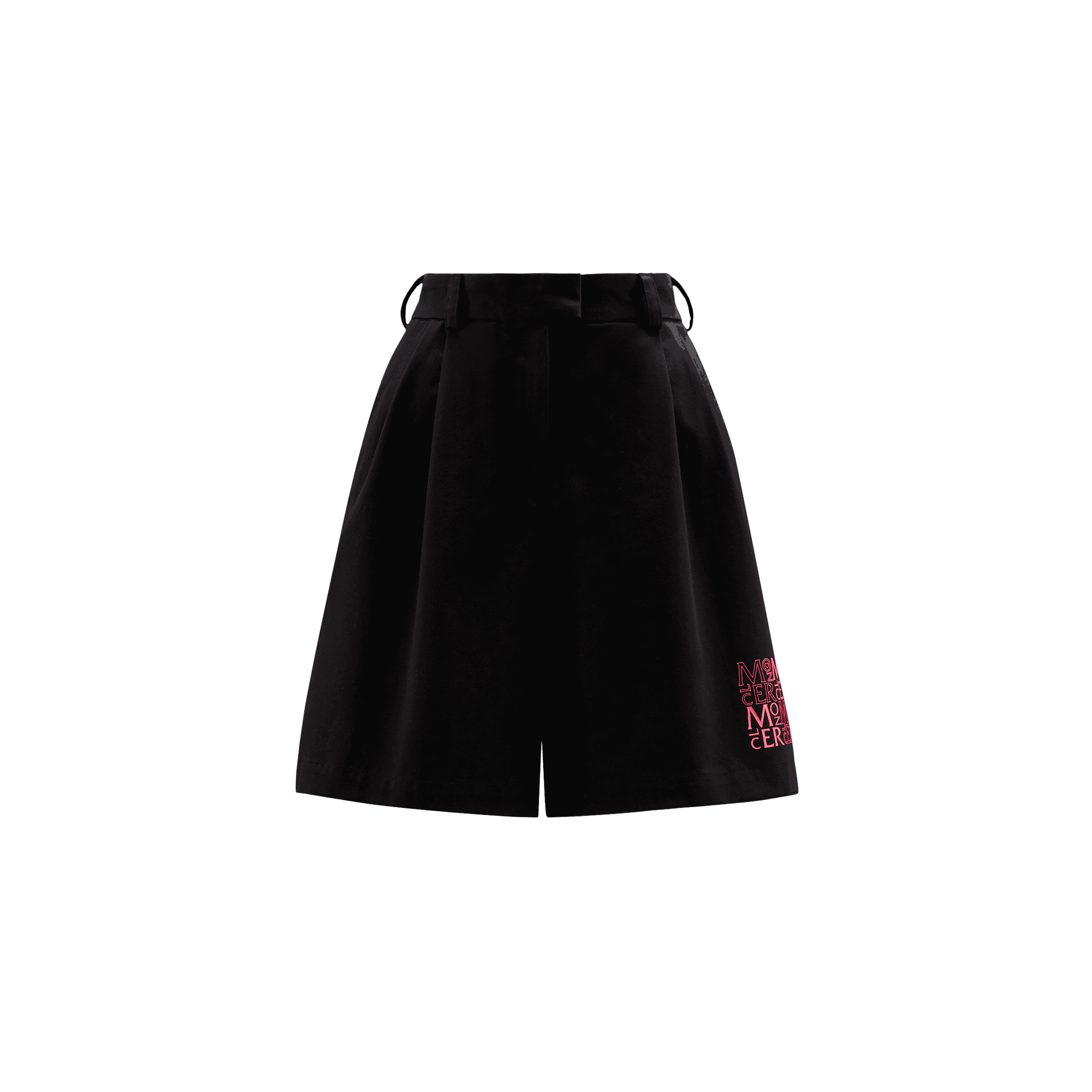 黑粉色休閒短褲。NT$13,100(盟可睞提供)