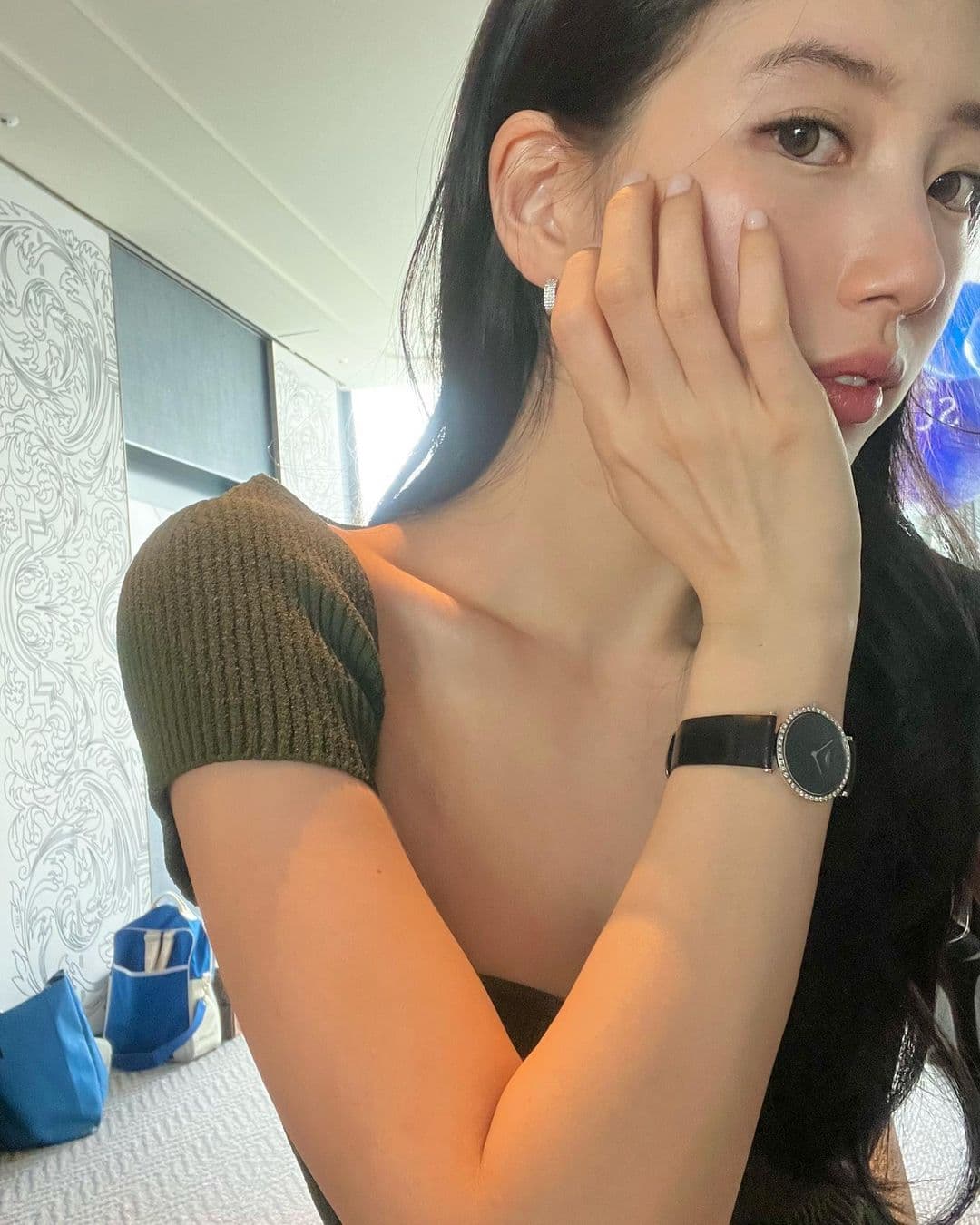 韓國女星秀智年紀超小就出道,走紅多年的她早是富婆等級。(翻攝秀智IG)