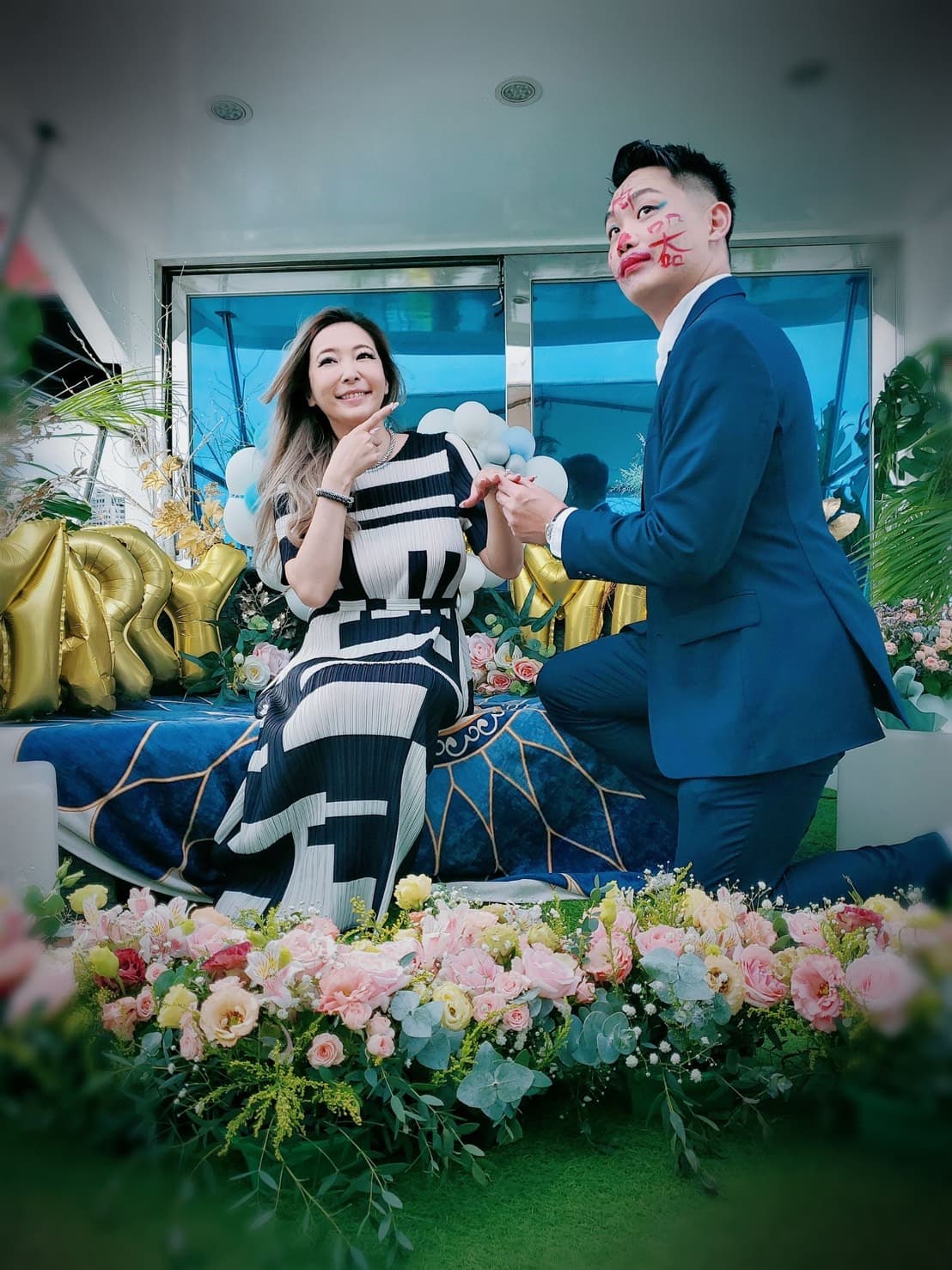 小3歲的新婚老公「小金」是醫美診所股東,大手筆包下遊艇向Makiyo求婚。(讀者提供)