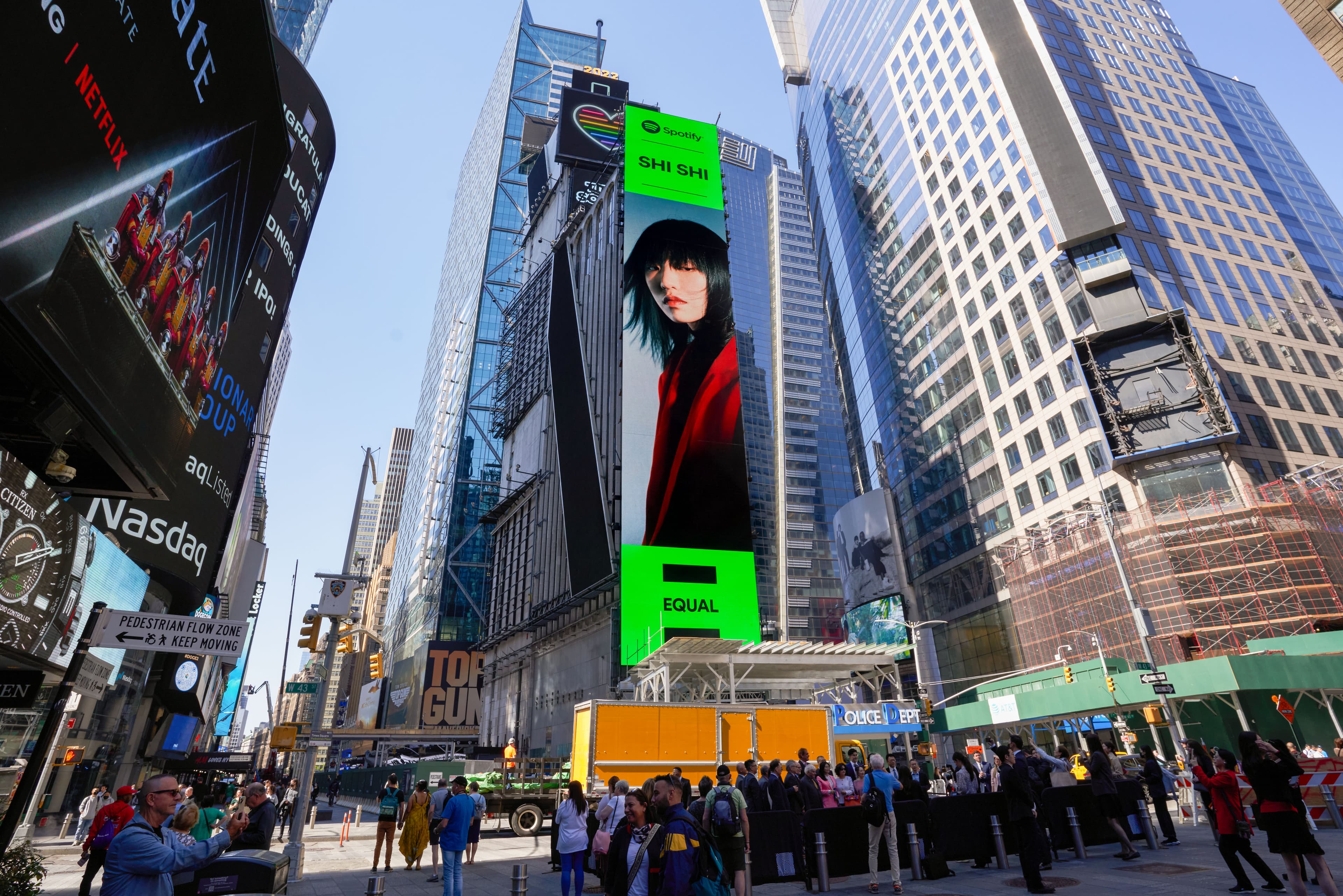 孫盛希登Spotify EQUAL Taiwan封面人物 躋身國際女歌手行列被世界看見。(滾石唱片提供)