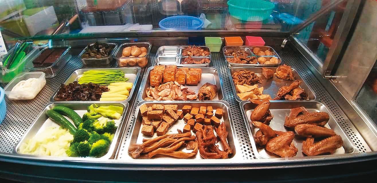滷水堂專賣即食冷滷味,與丐幫滷味販售的加熱滷味不同。(讀者提供)