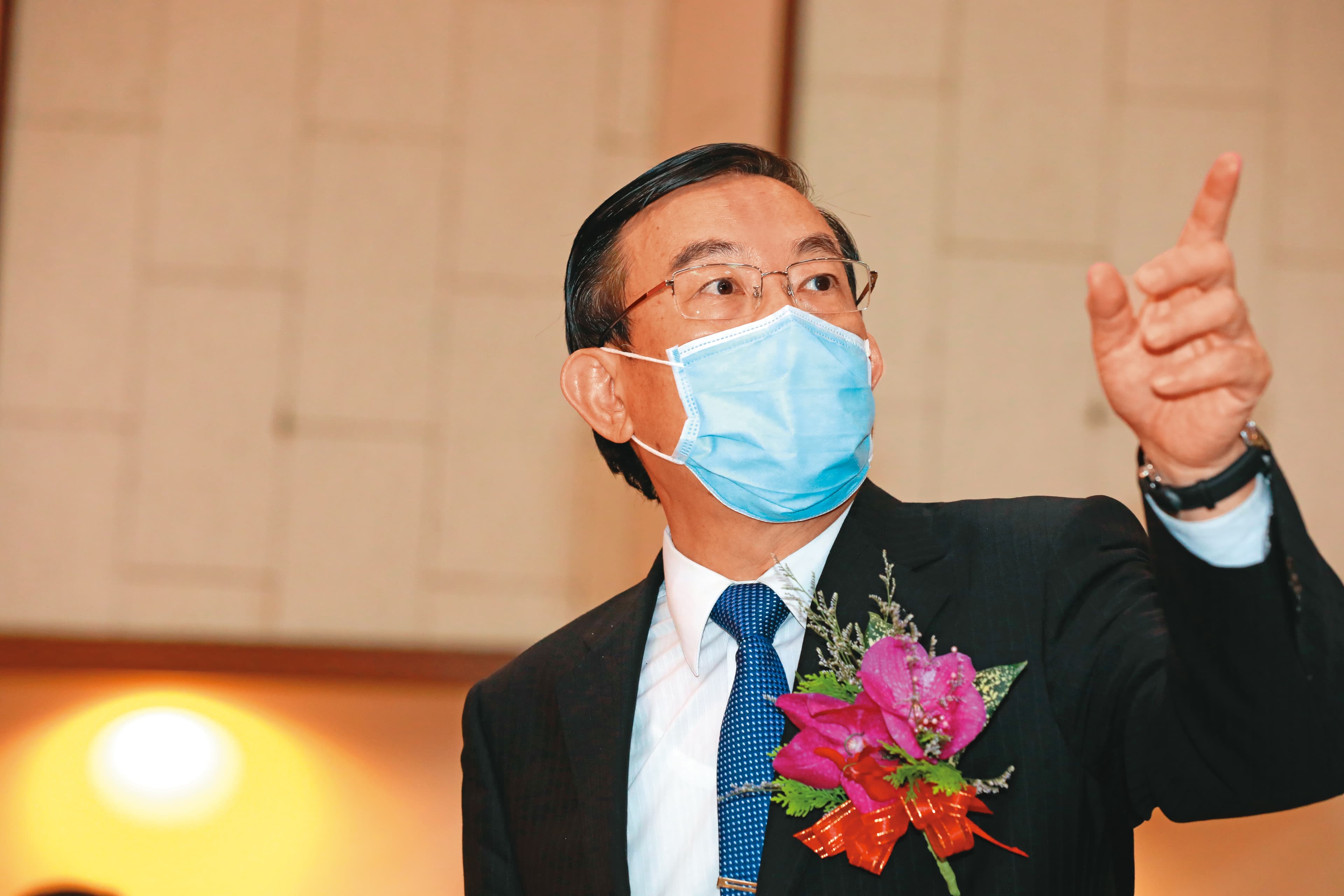 檢察總長邢泰釗日前在就職典禮驚爆有人企圖影響三中案判決,引起各界高度關注。