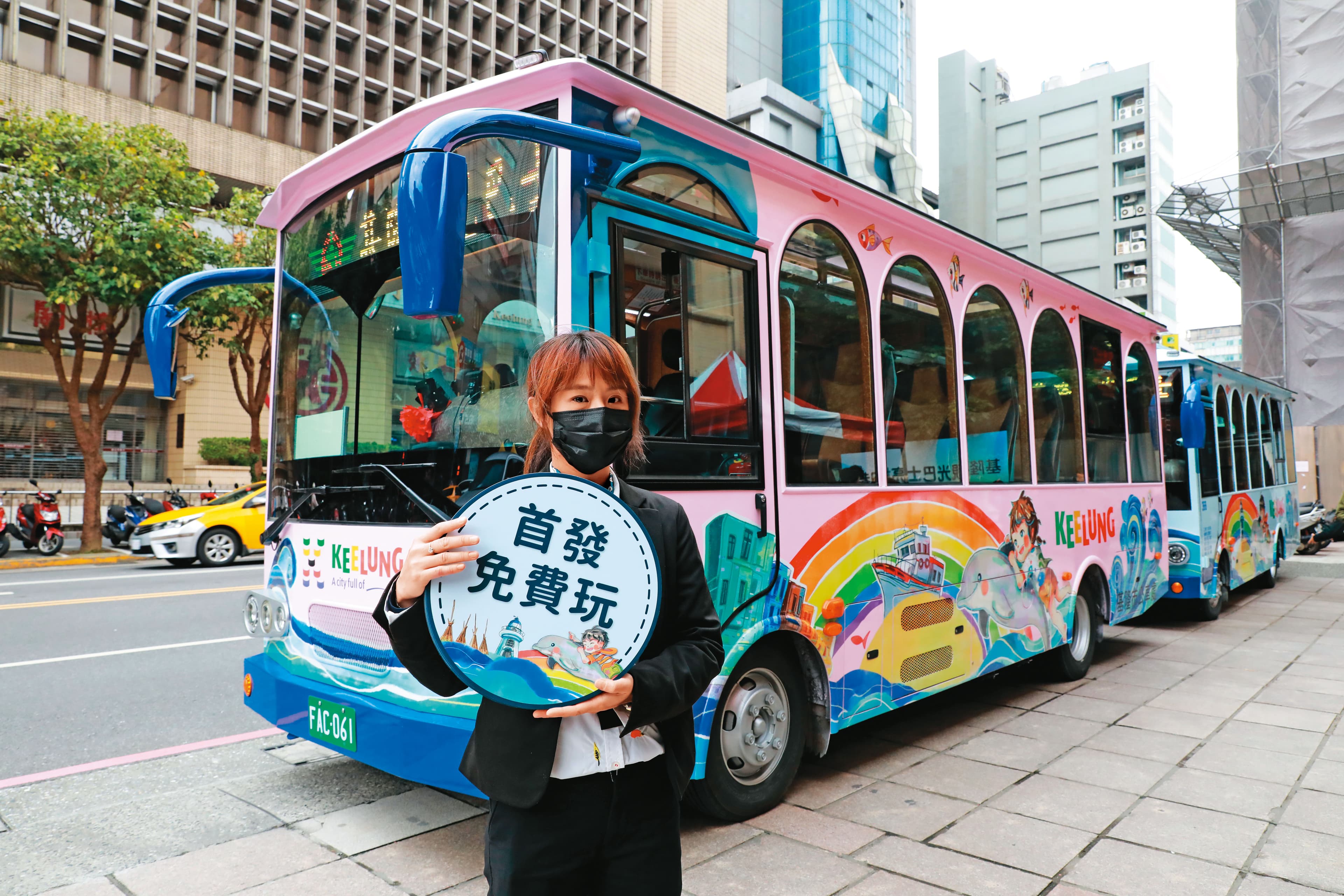 黨政人士指,補助國旅也是為解封邊境後的出國潮預做準備。