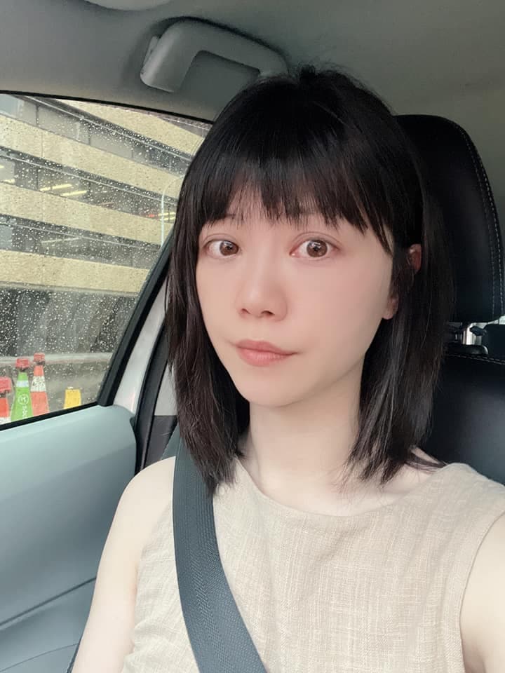 高嘉瑜短透露自己一年才剪一次頭髮,一定要剪夠本。(翻攝自高嘉瑜臉書)