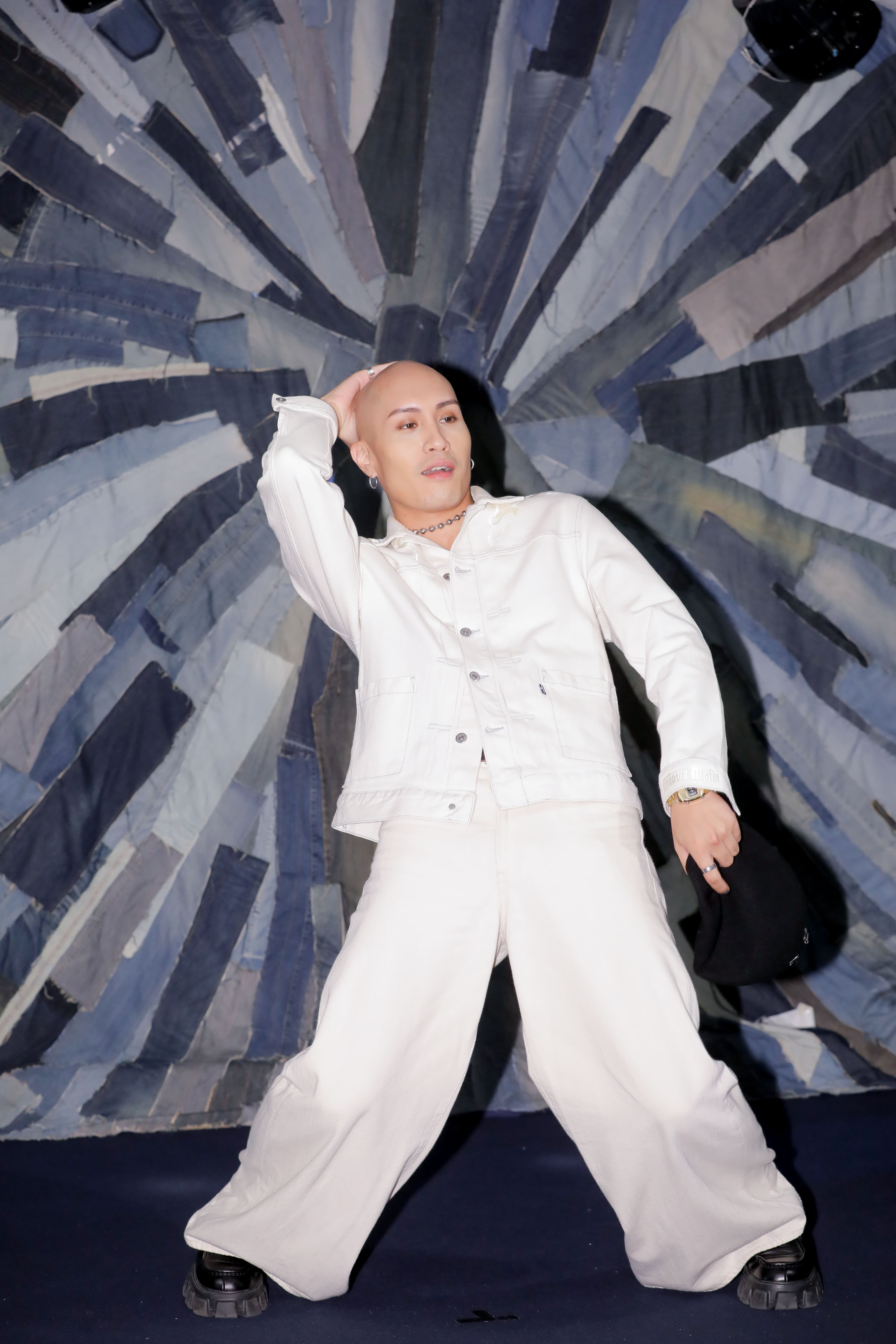 除了歌王,黃宣今年也入圍最佳演唱錄音專輯獎、最佳編曲人獎。