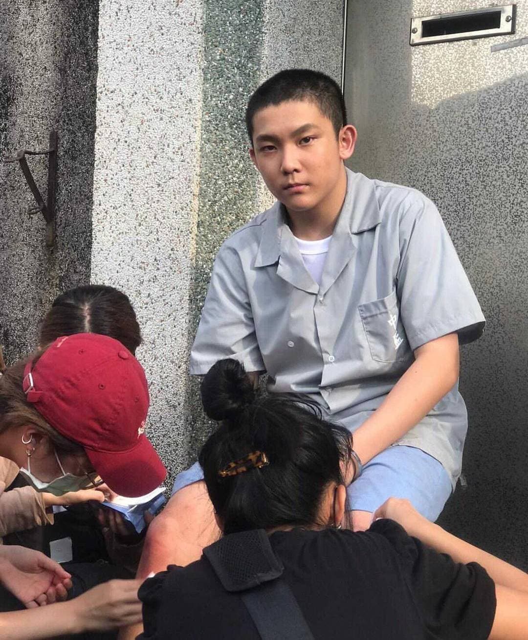 林毓家在IG上po出他在電影《少年吔》中平頭劇照。（翻攝自林毓家IG）