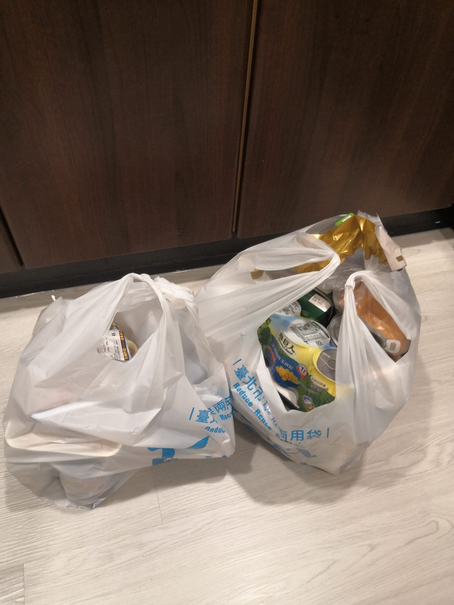 Foodpanda接單後46分鐘就送達商品。(翻攝我愛全聯-好物老實說)