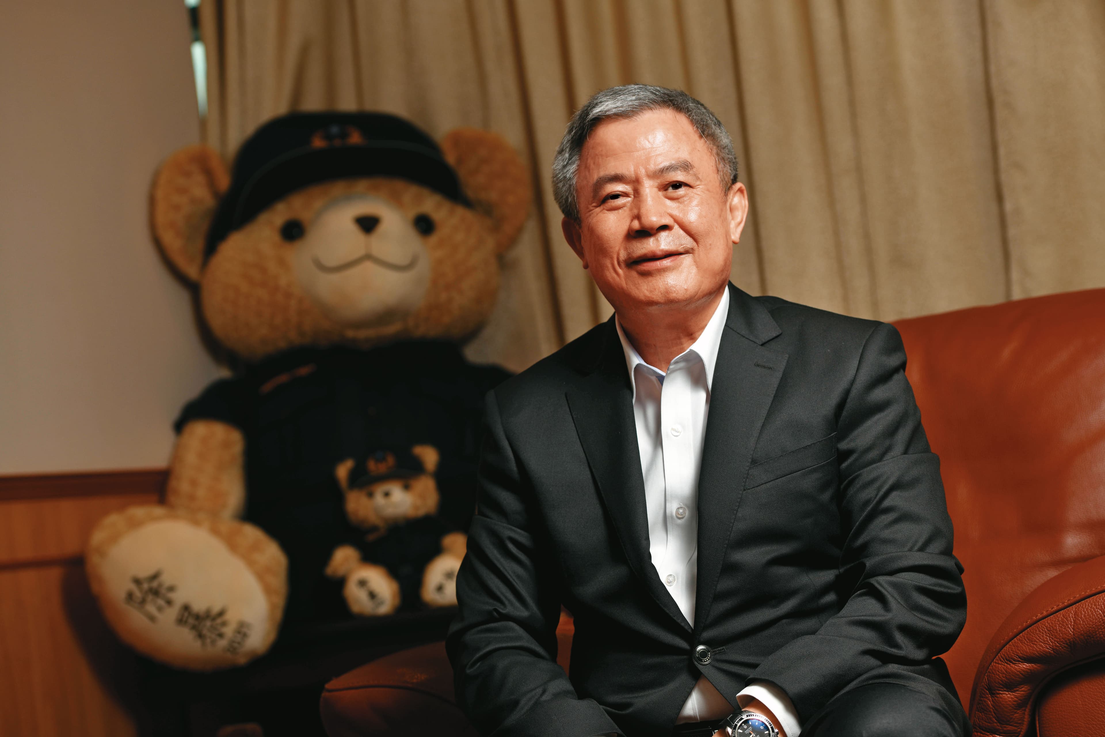 刑事局長黃嘉祿退休前接受本刊專訪,揭露34年前緝捕士林之狼的祕辛。
