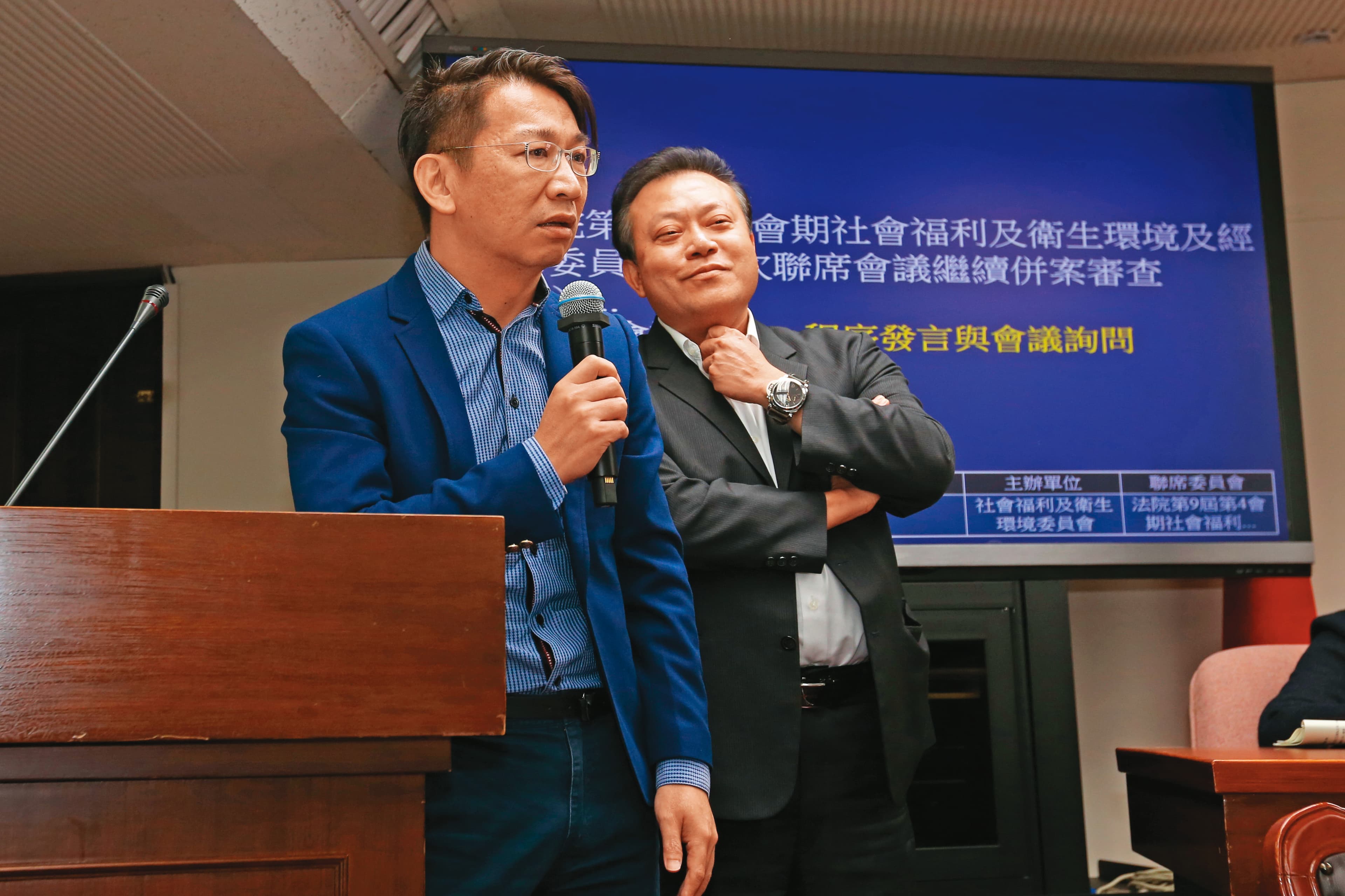 徐永明(左)與蘇震清(右)因SOGO收賄案均遭判刑,2人發聲明否認犯罪,強調上訴到底。