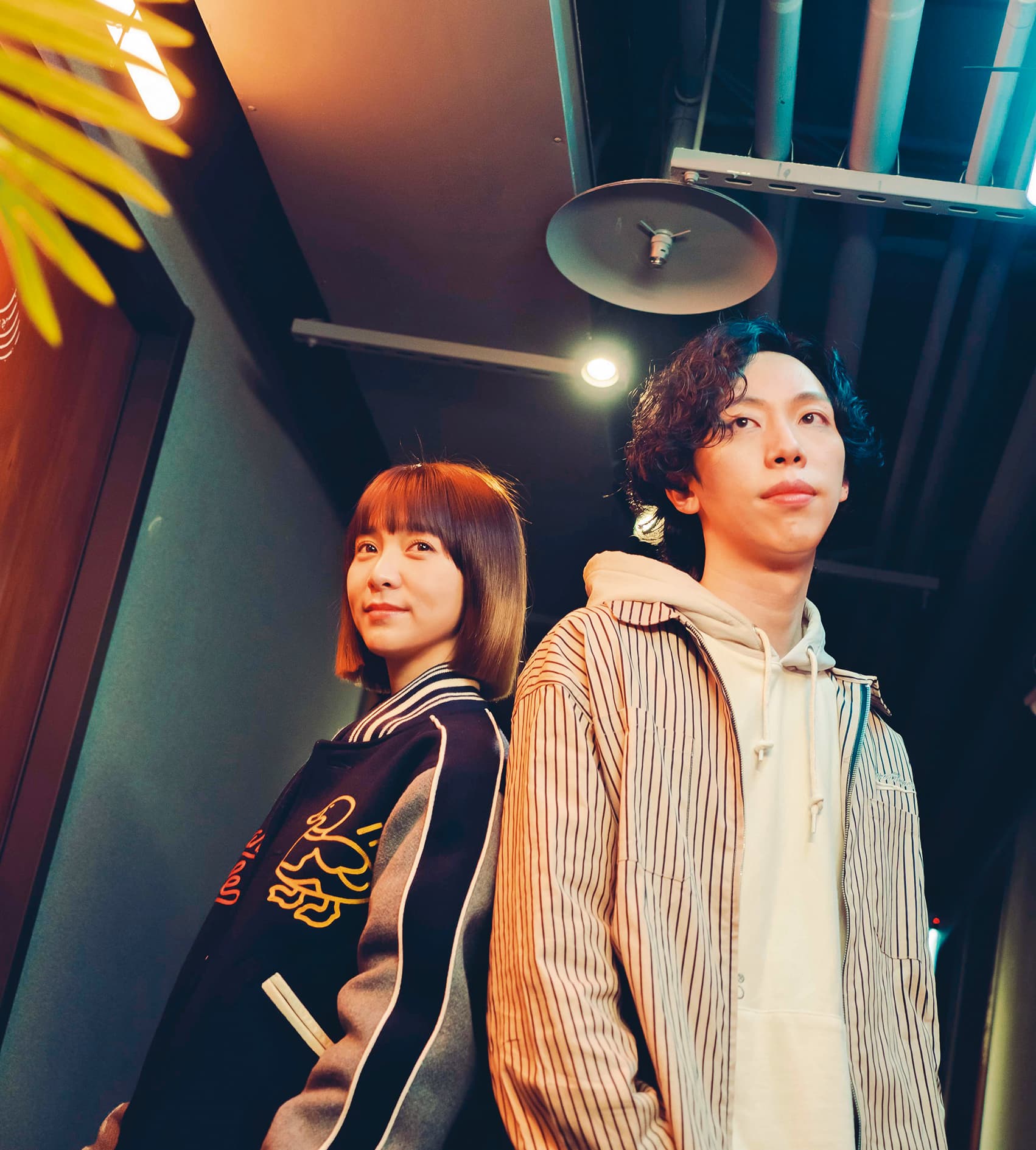 李晉瑋(右)與「木曜女神」溫妮(左),對唱男女歌曲〈派對〉。(宇森工作室提供)