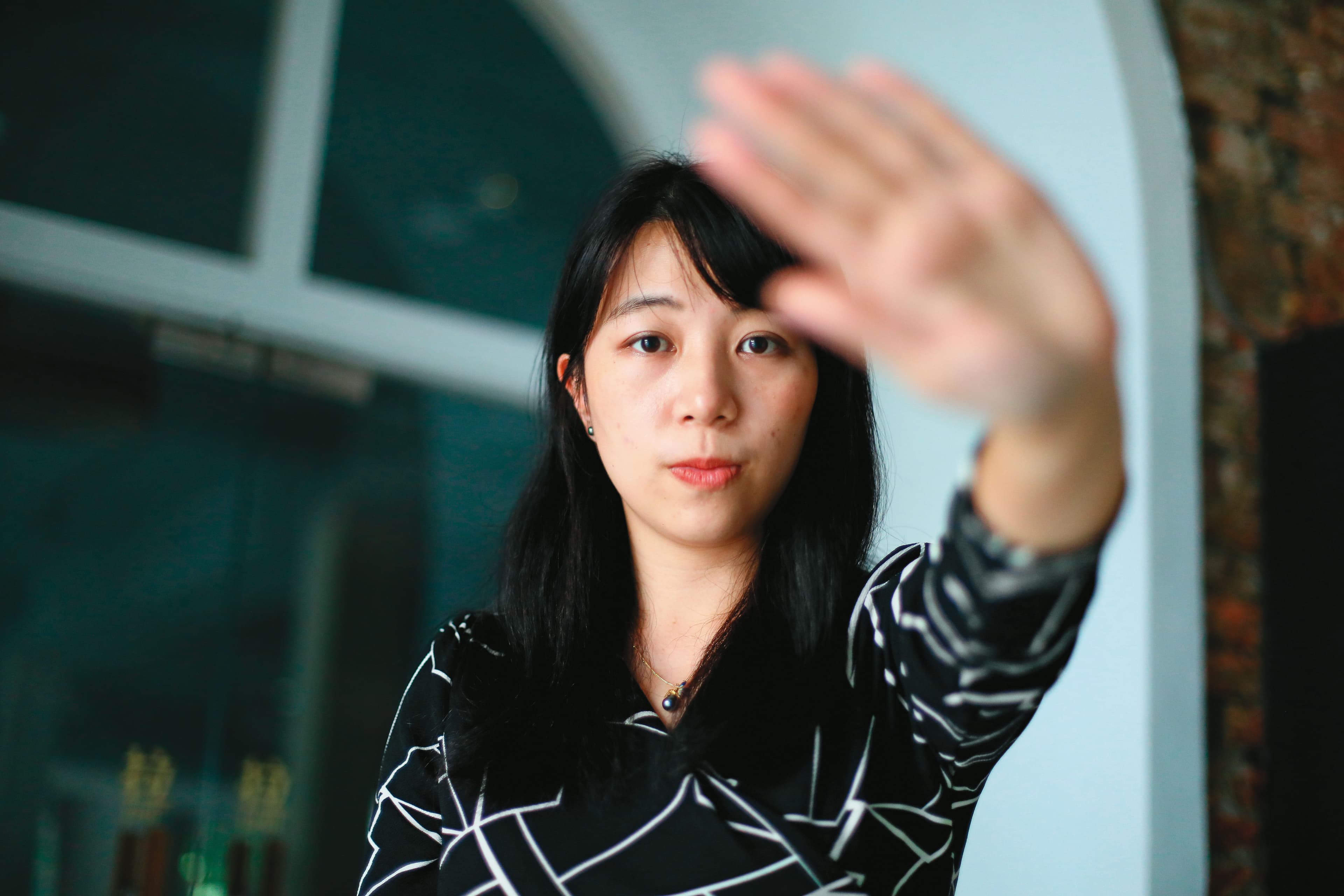 張希慈因從名校畢業,成為廁所偷拍案主角。