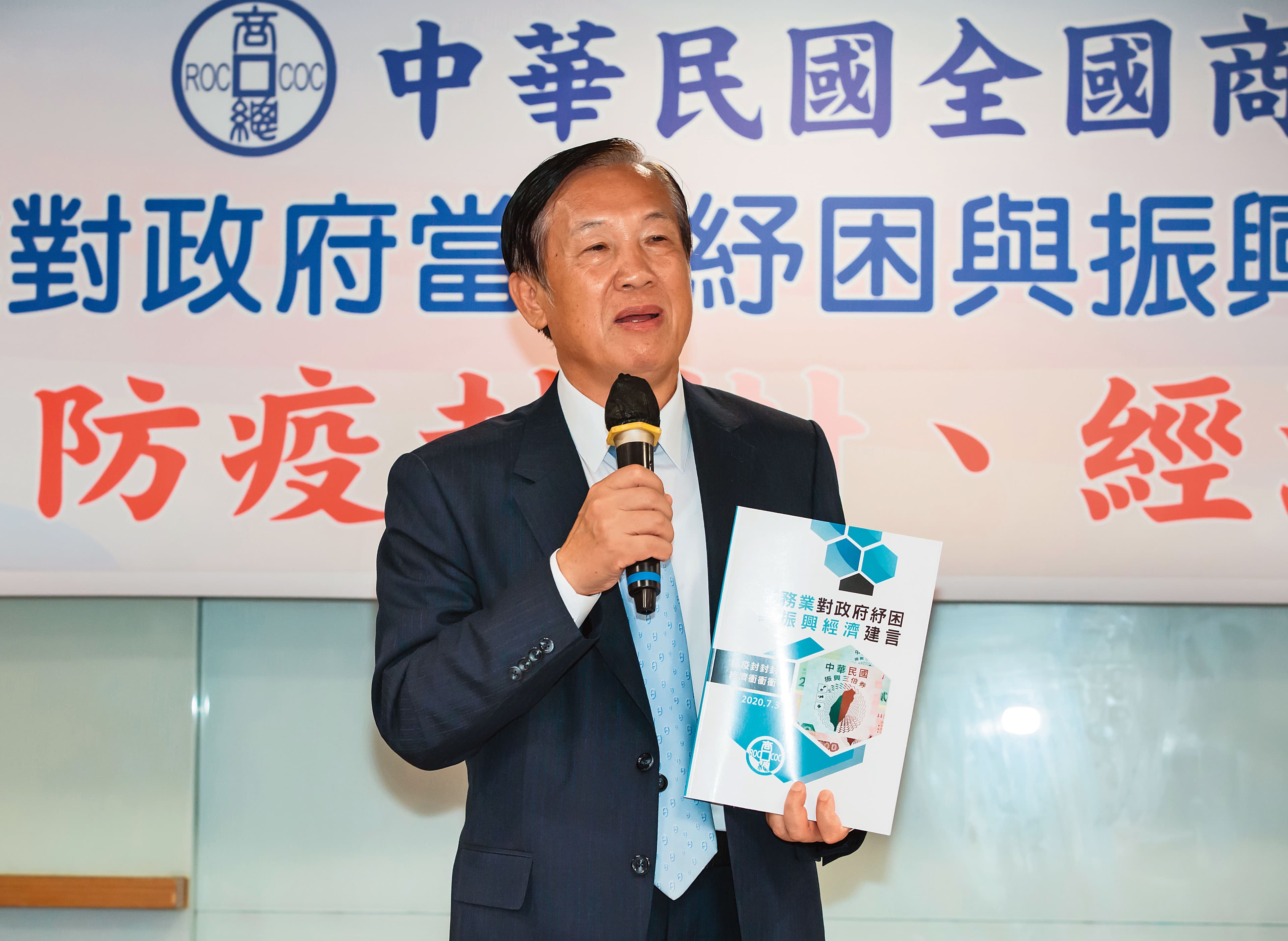 賴正鎰大膽預估,全年推案量將大幅減少4千億元。
