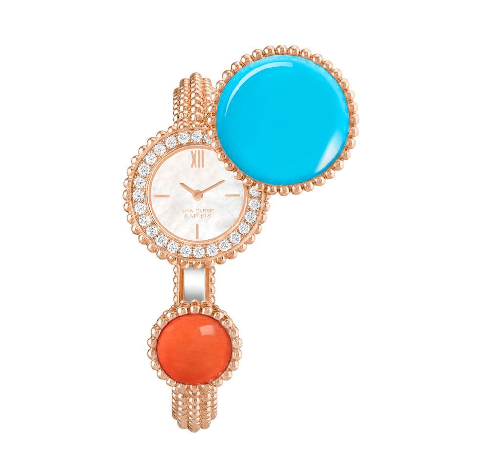 Van Cleef & Arpels_Perlée Toi & Moi腕錶(玫瑰金、鑽石、綠松石、珊瑚、白色珍珠母貝)，美洲與歐洲限定款。（梵克雅寶提供）