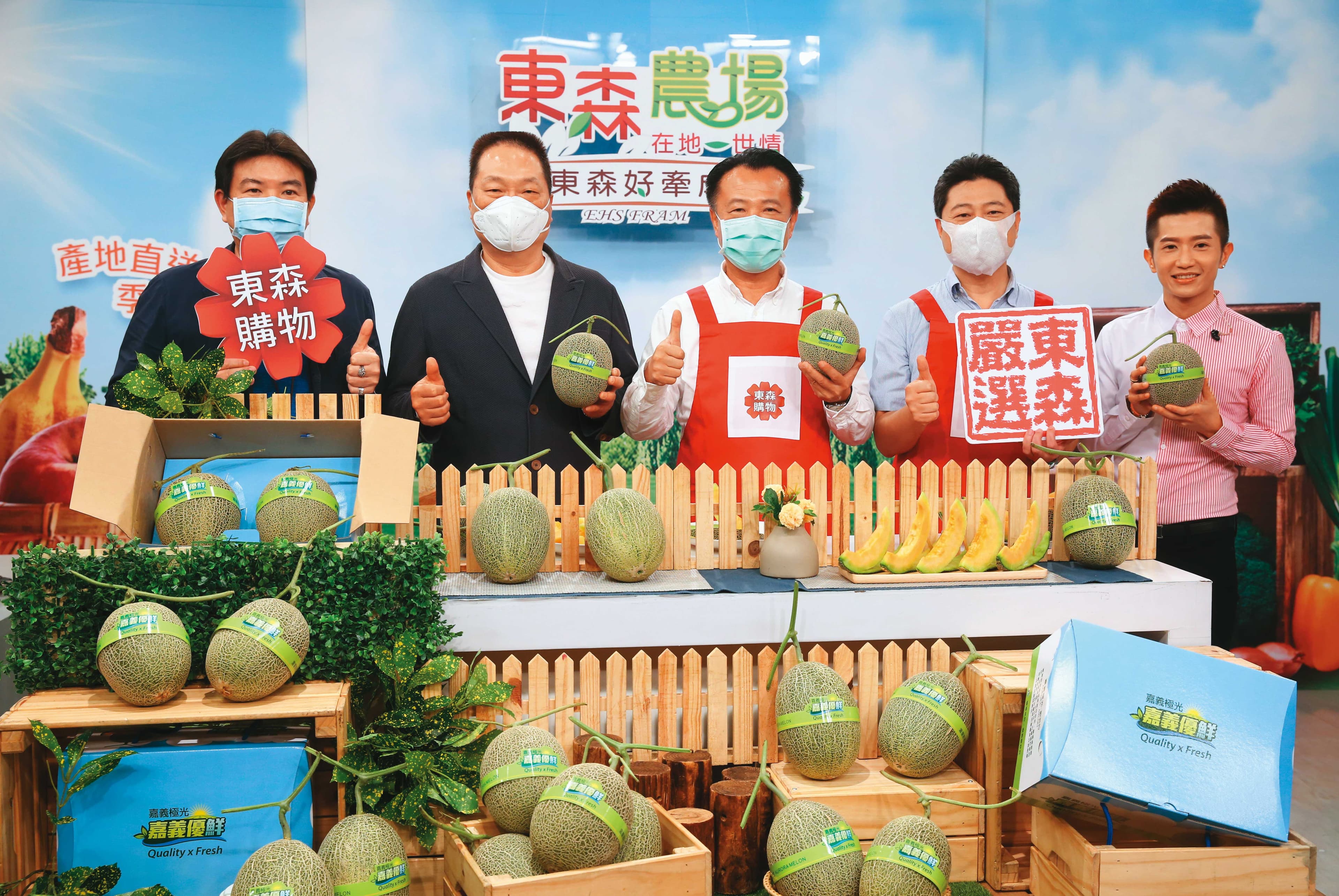 在王令麟主導下,東森、全家將合作開出複合店,屆時會導入生鮮及寵物店。