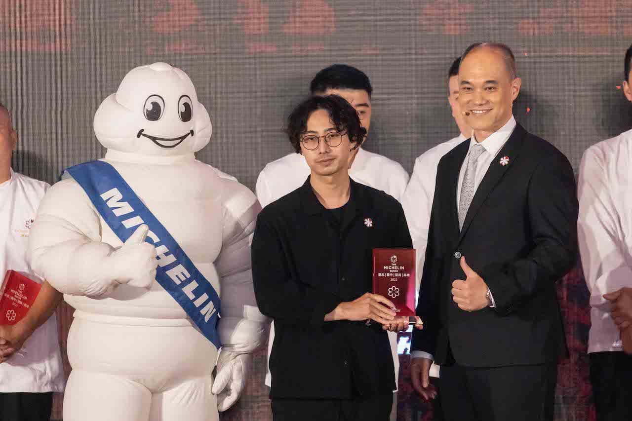 台中米其林一星餐廳暨2021年輕主廚大獎「澀Sur-」主廚林佾華,形容「PI Restaurant」的菜色功力好、價格還很合理。(本刊資料照)