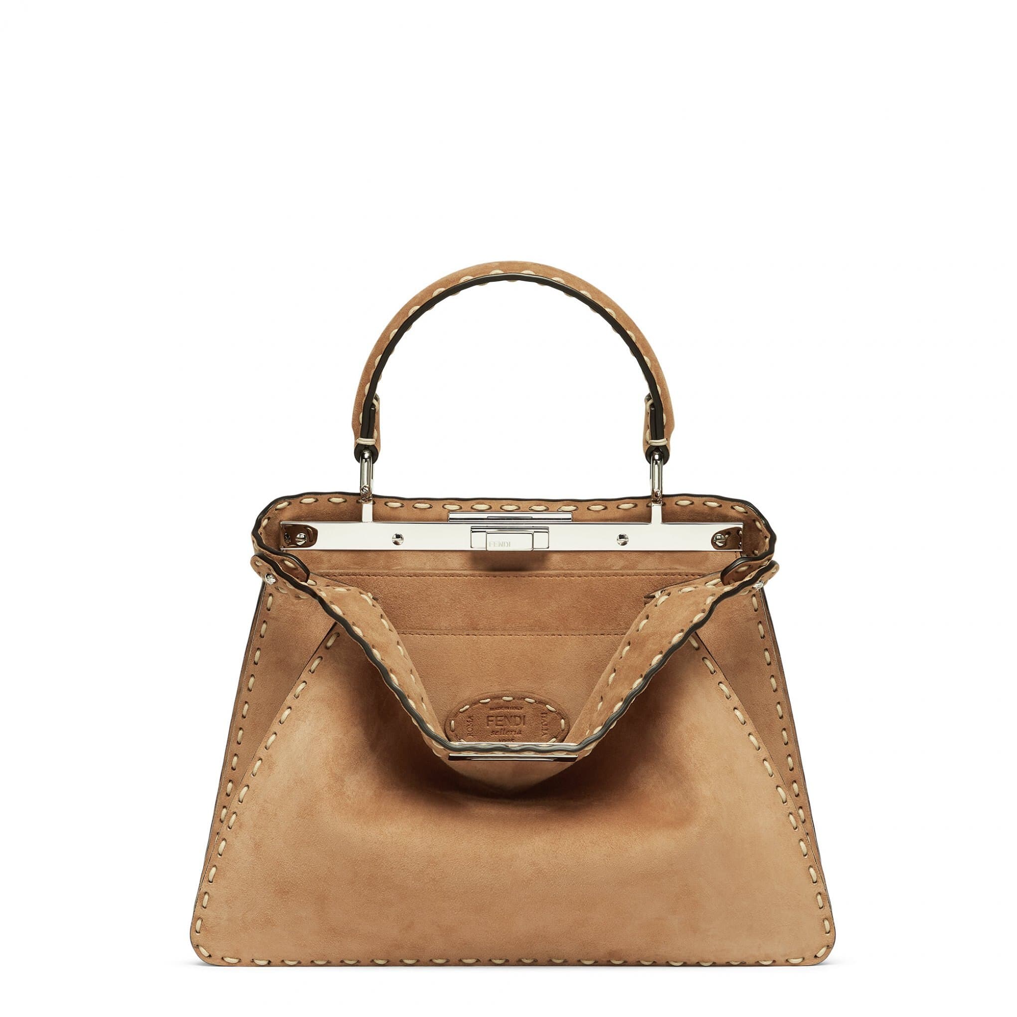 限定系列麂皮Peekaboo ISeeU Medium。NT$178,000(FENDI提供)