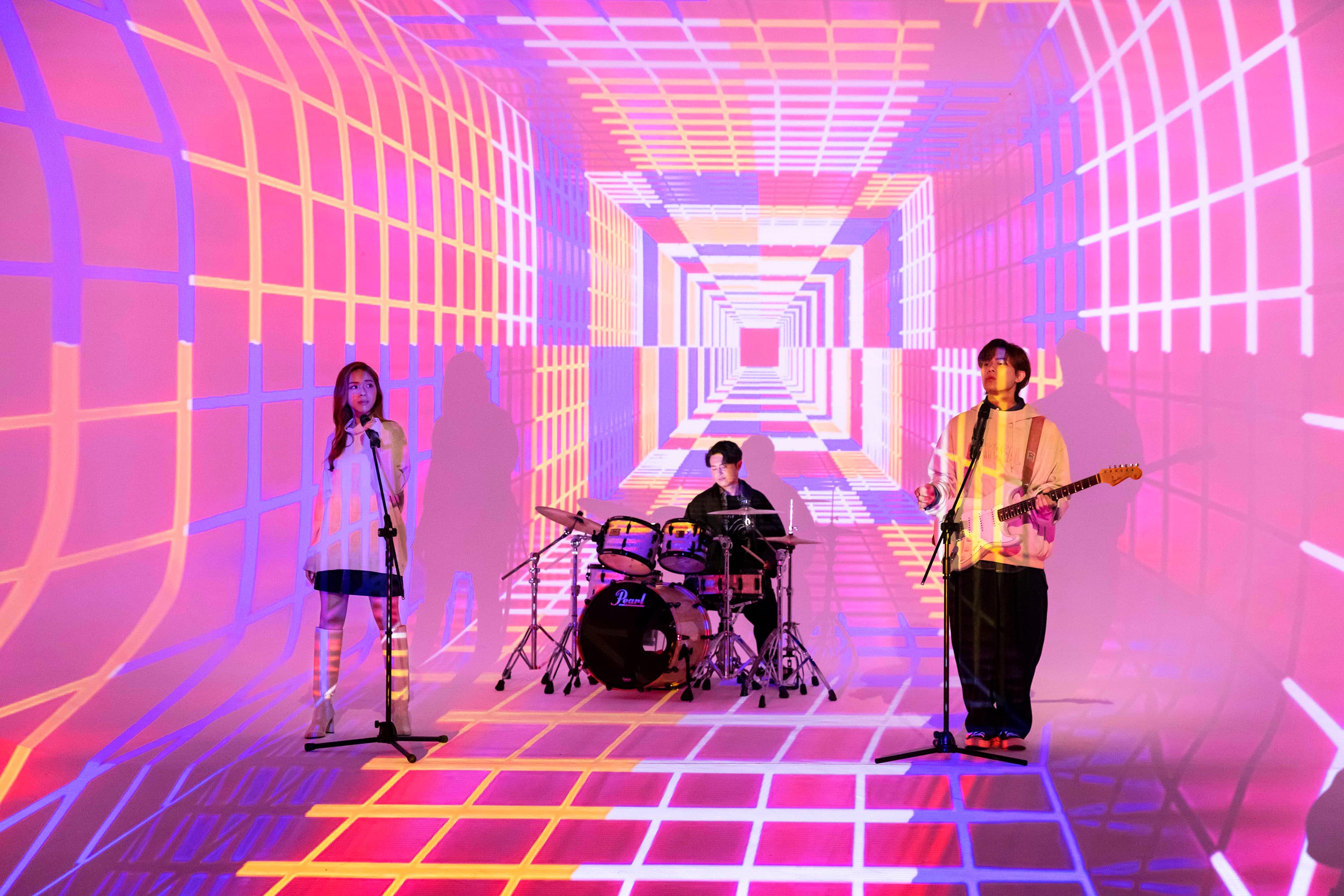 STAYREAL公開15週年全新品牌主題曲《我們都活在進化之中》。(STAYREAL提供)