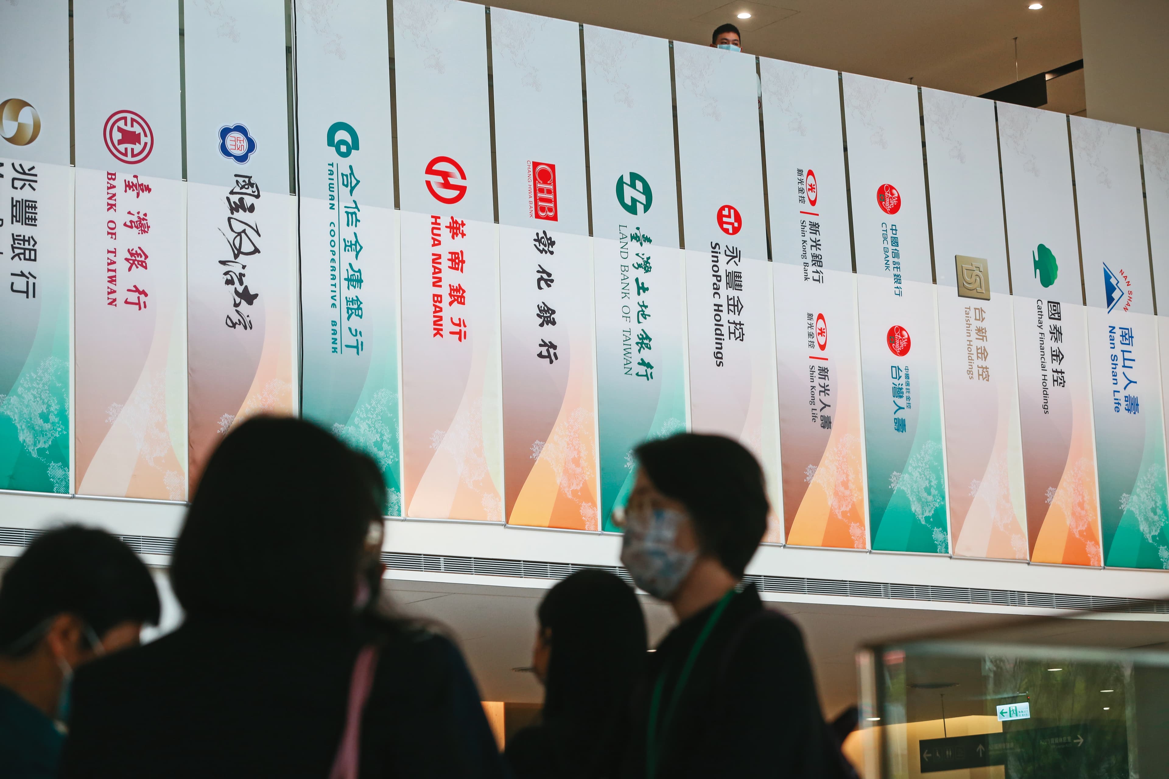 銀行佛系經營信託,狼性經營財管,使得中高齡族群對信託認知十分陌生。