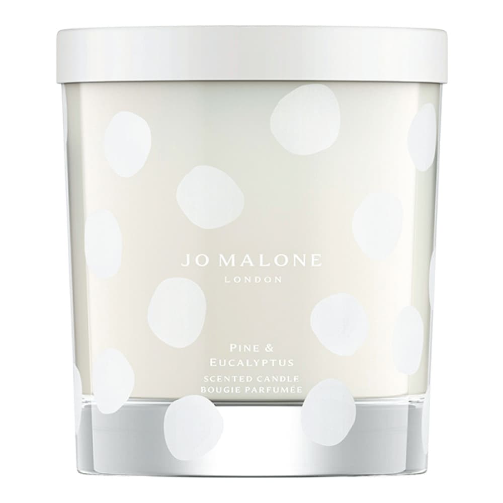 歡樂雪花耶誕松木與桉樹香氛工藝蠟燭,NT$2,800/200g。(Jo Malone London提供)