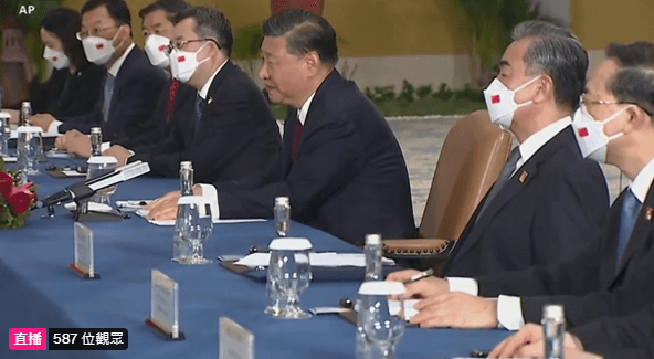 習近平致詞。（翻自《美國之音》直播）