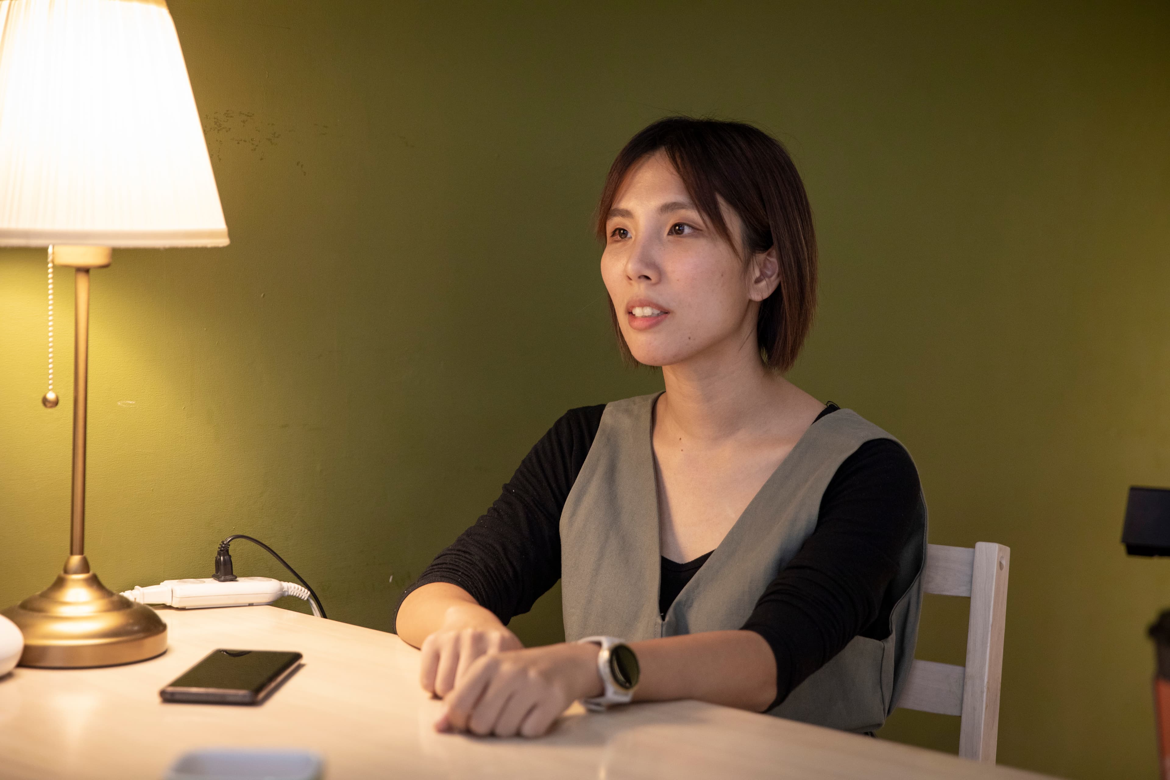 朱妍安說，隙光精神每2個月舉辦一次聚會活動、提供諮詢服務，更不定期家訪、電話連絡關懷自殺者遺族，未來將開辦課程，盼大眾能更為理解自殺者遺族。