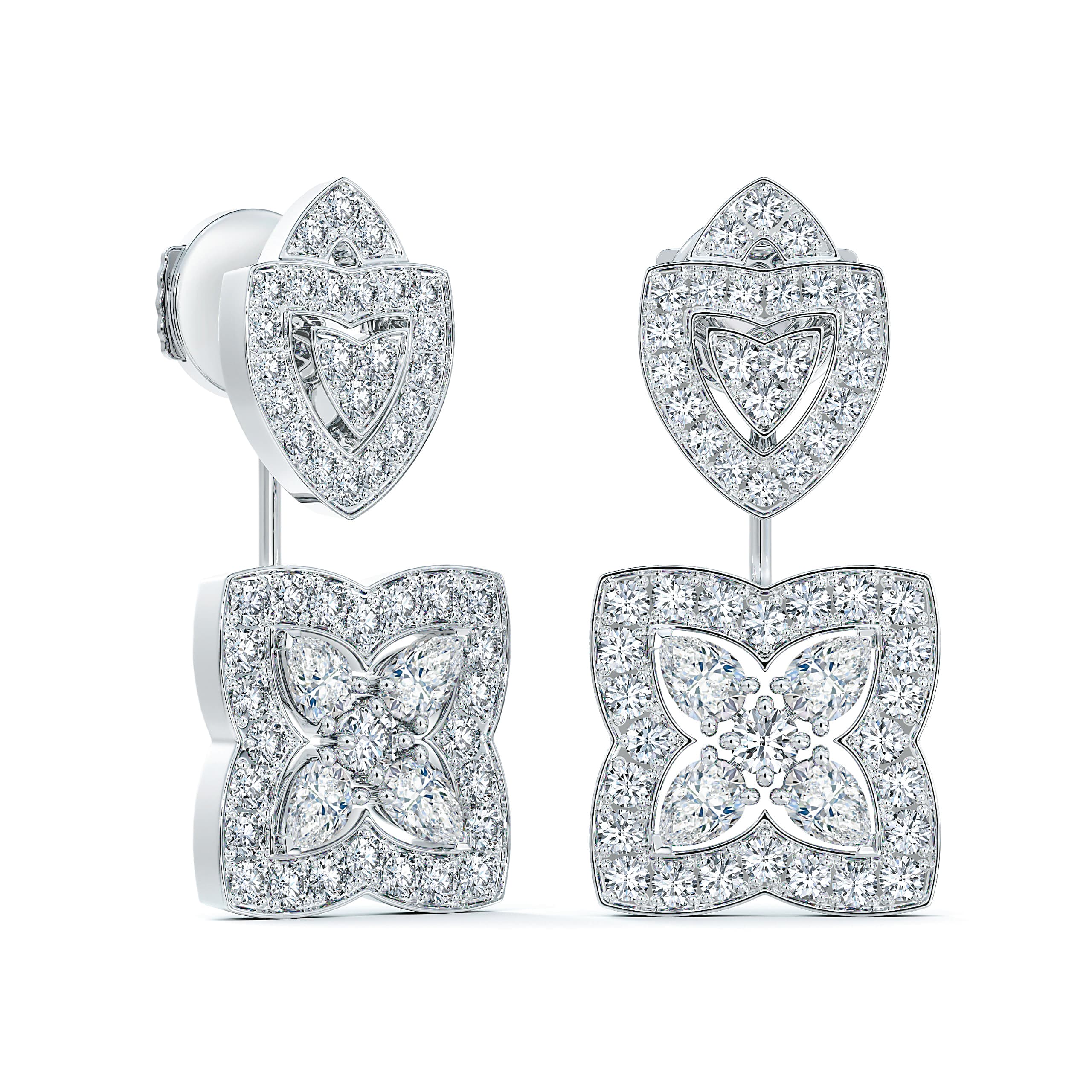 Enchanted Lotus垂墜式鑽石耳環 鑽石總重約3.40克拉 NT$895,000。(De Beers Jewellers提供)