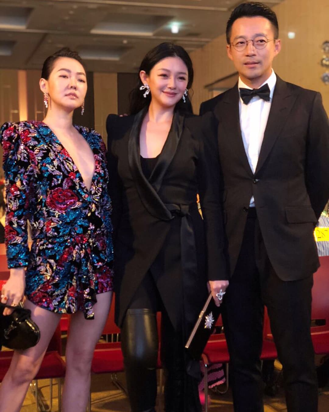 汪小菲(右)、大S(中)、小S(左)的家人情誼不在。(翻攝自IG)