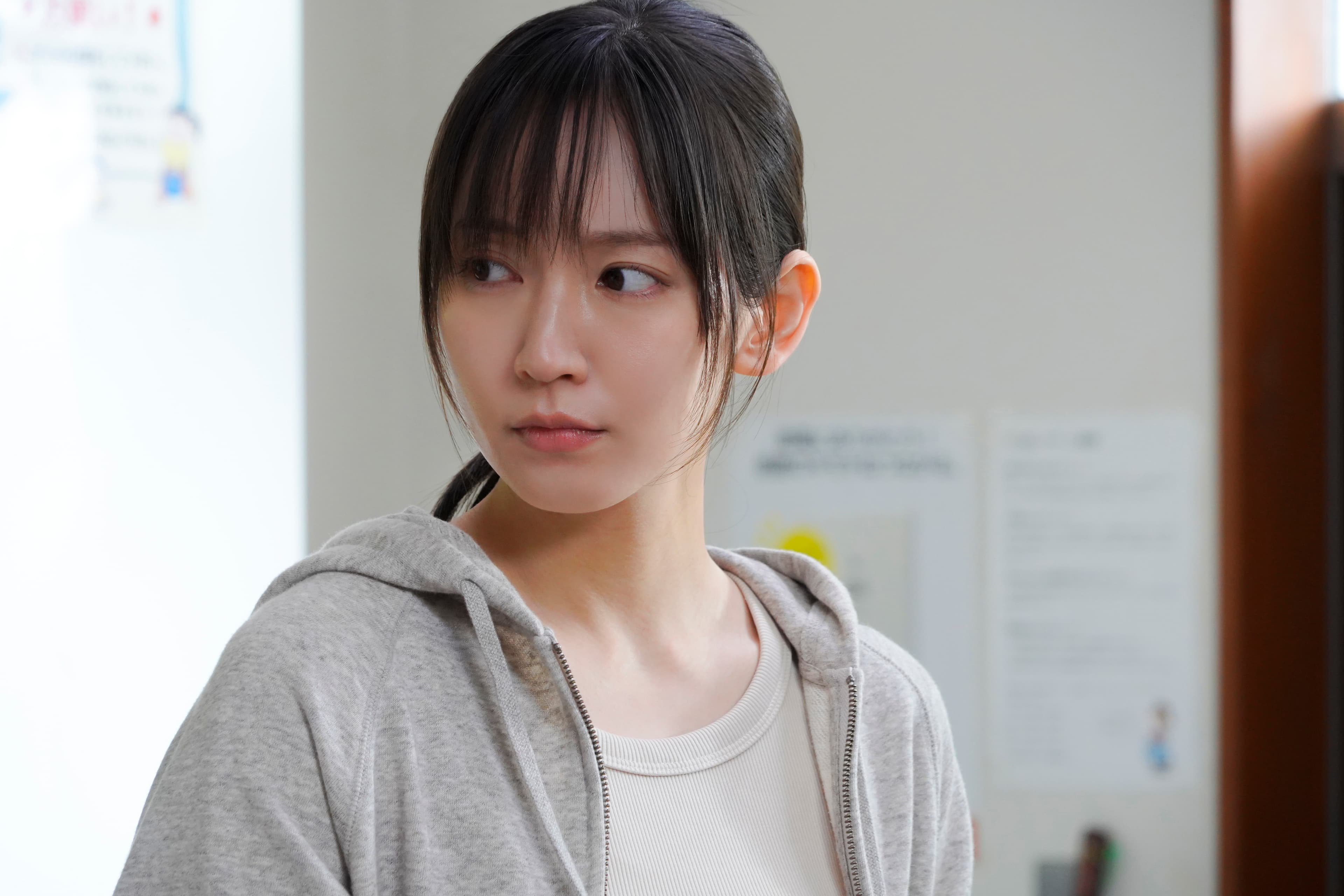 日劇迷喜愛的吉岡里帆主演《噬亡村》。(Disney+提供)